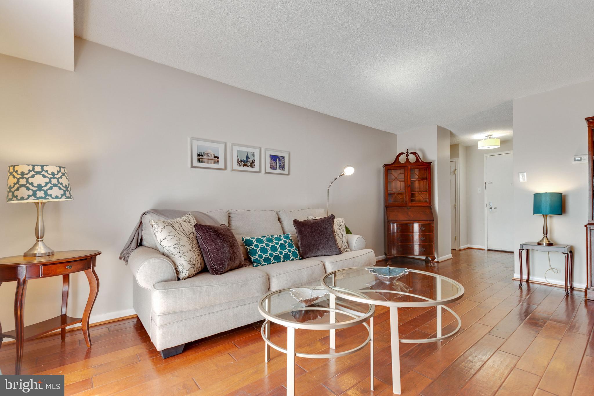 HALLMARK - Residential