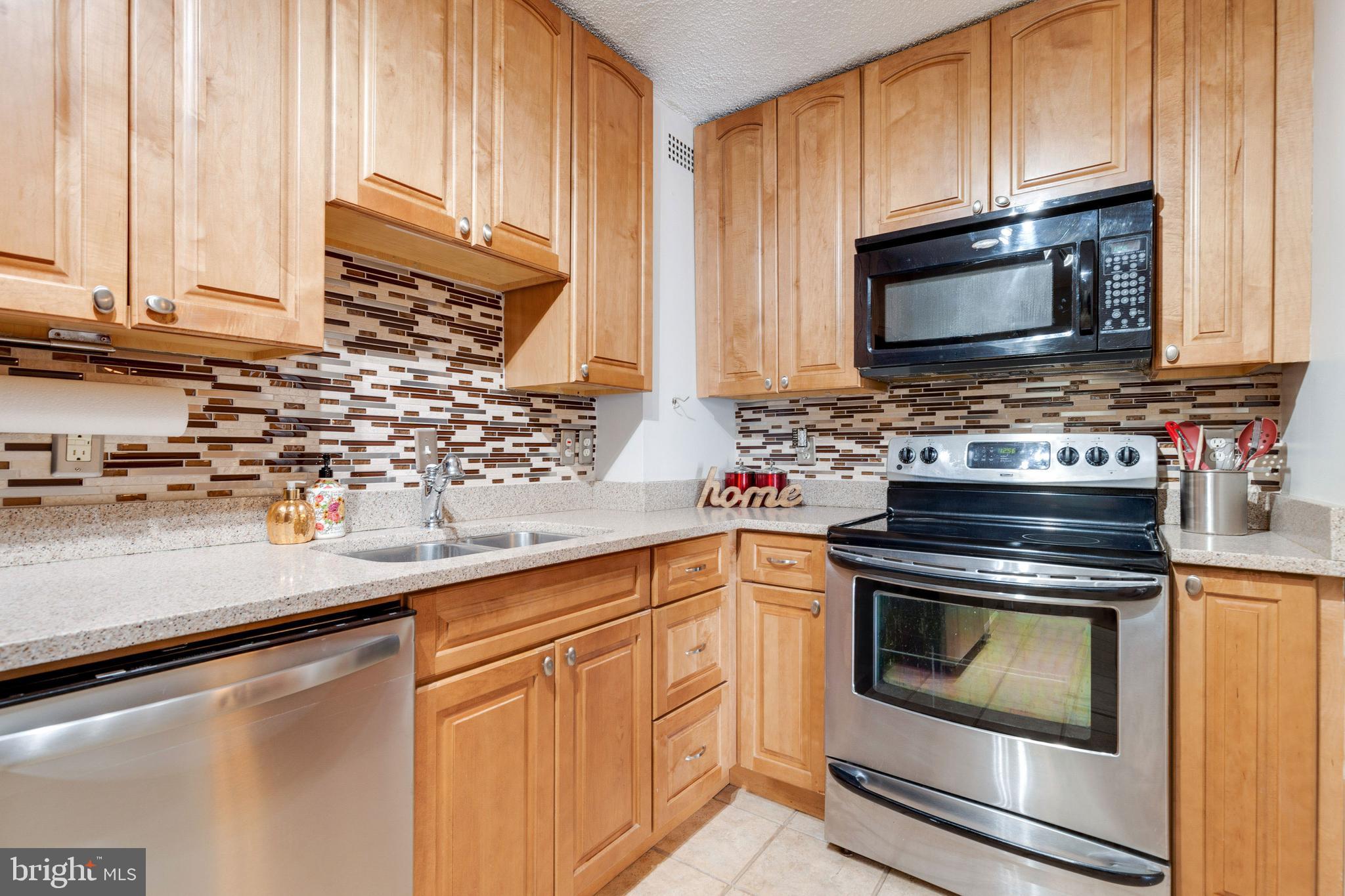 HALLMARK - Residential