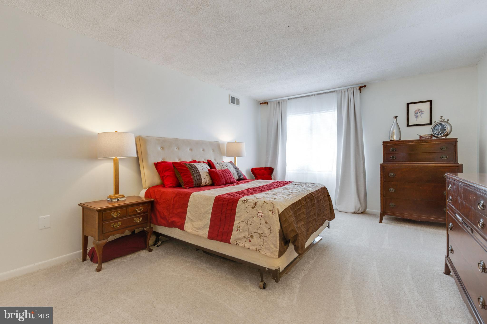 HALLMARK - Residential