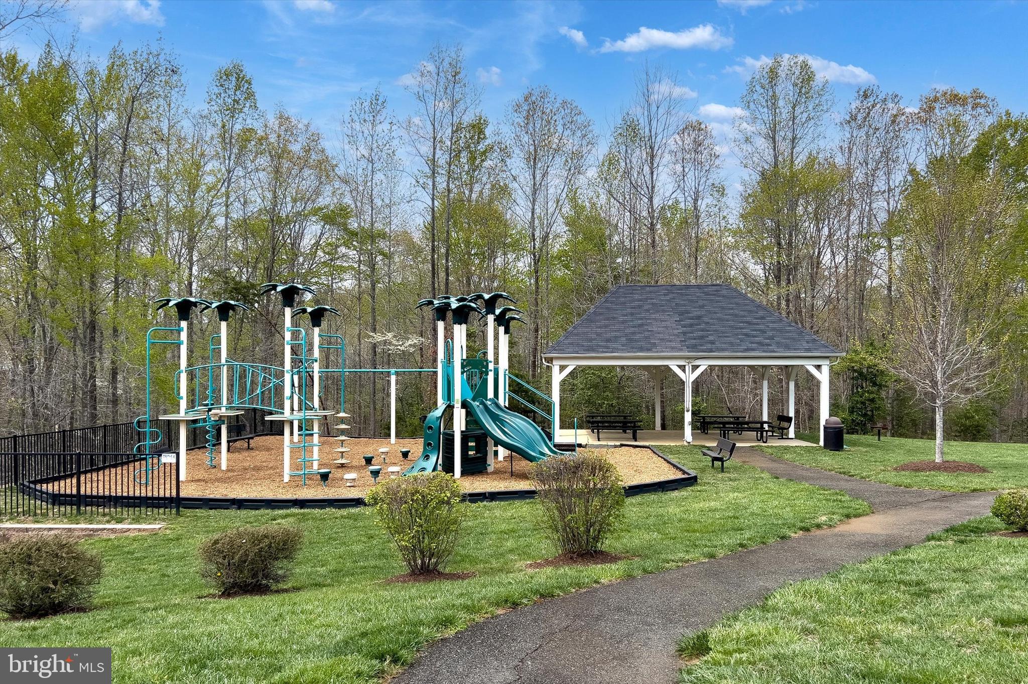 COLONIAL FORGE - Residential