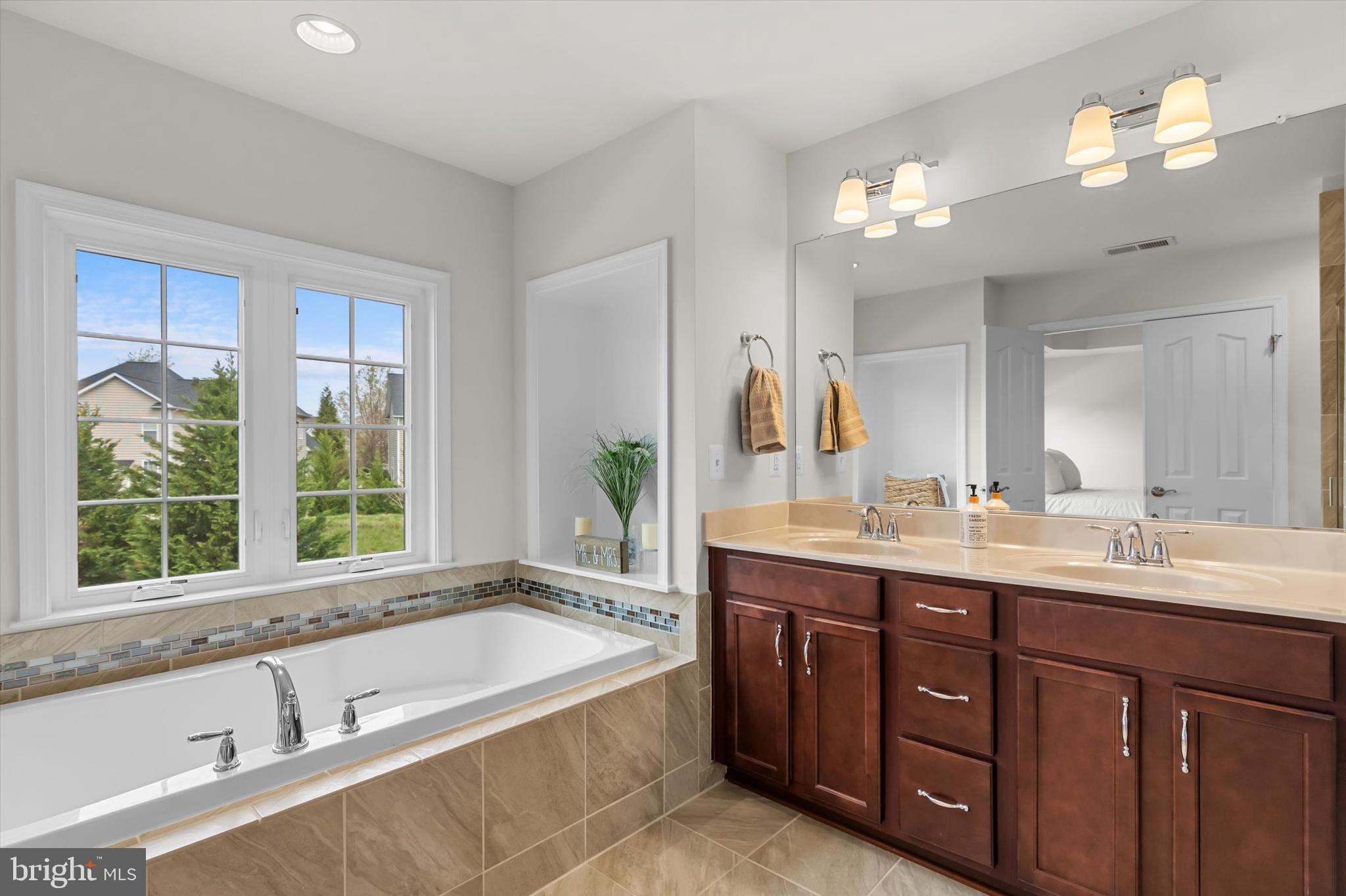 COLONIAL FORGE - Residential