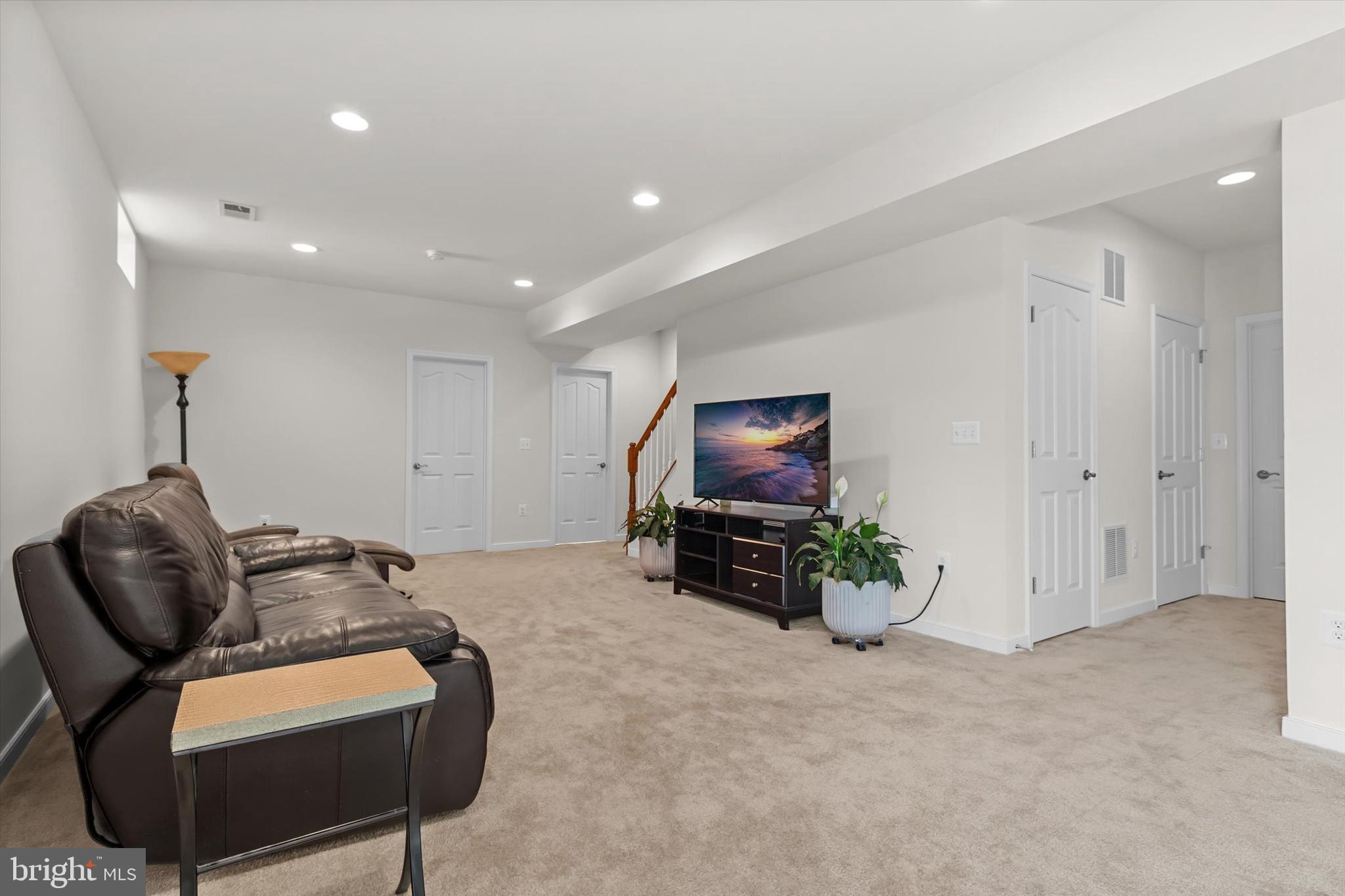 COLONIAL FORGE - Residential