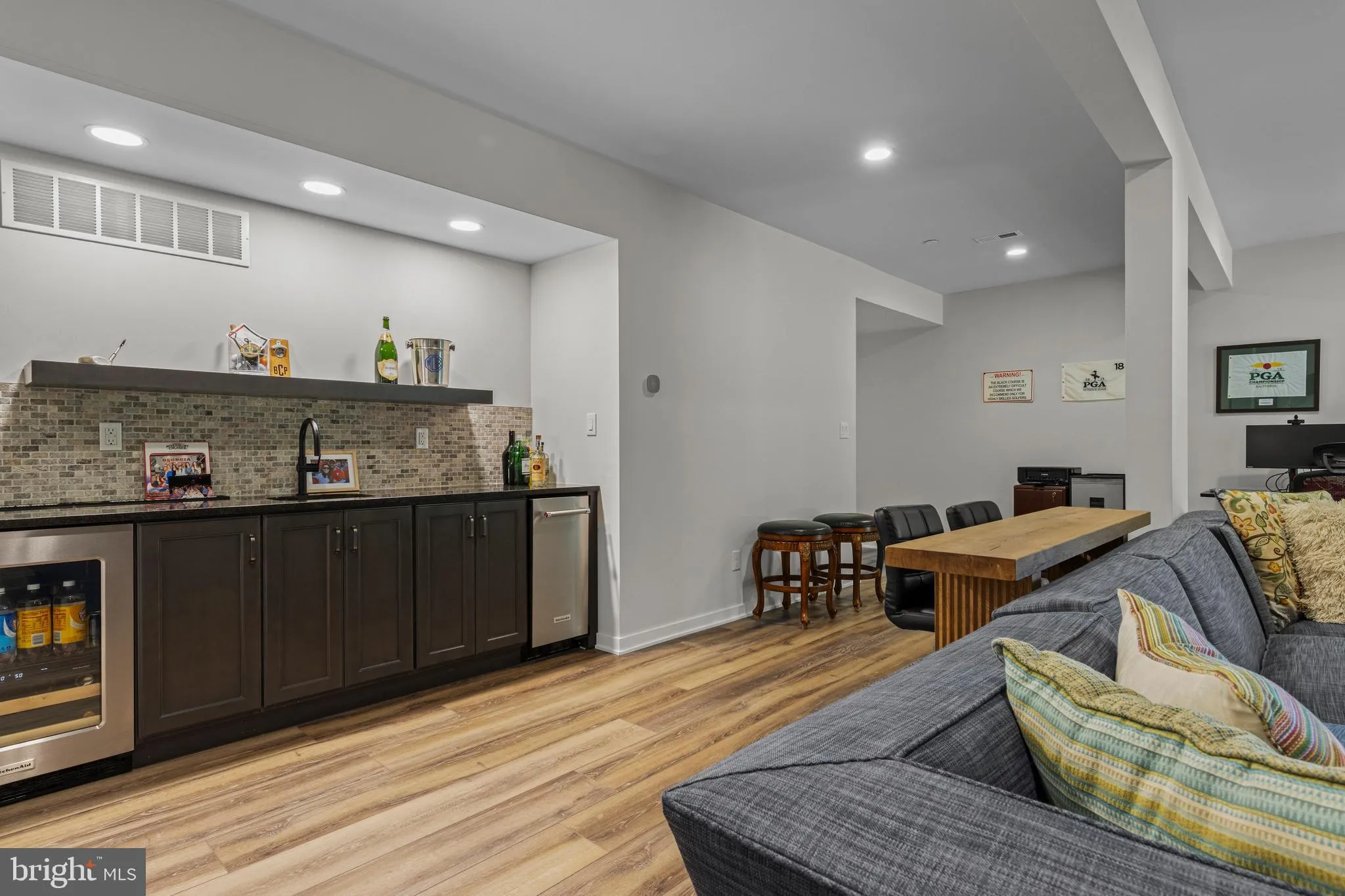 Media, Pennsylvania 19063, United States, 3 Bedrooms Bedrooms, ,4 BathroomsBathrooms,Residential,Coming Soon,176060