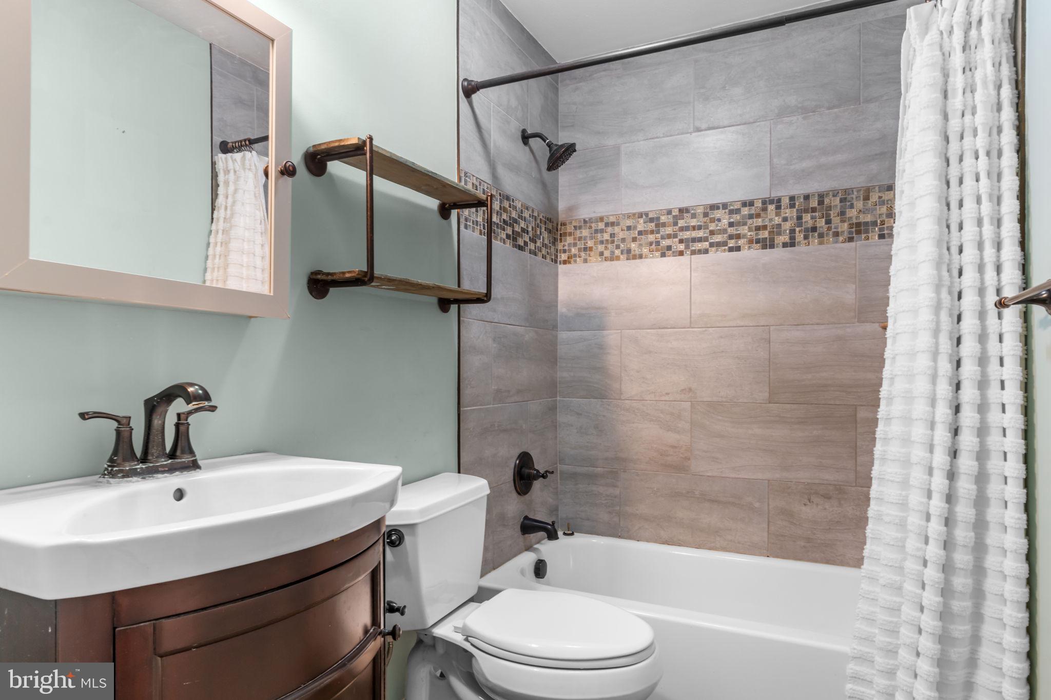 BENSALEM VIL - Residential Lease