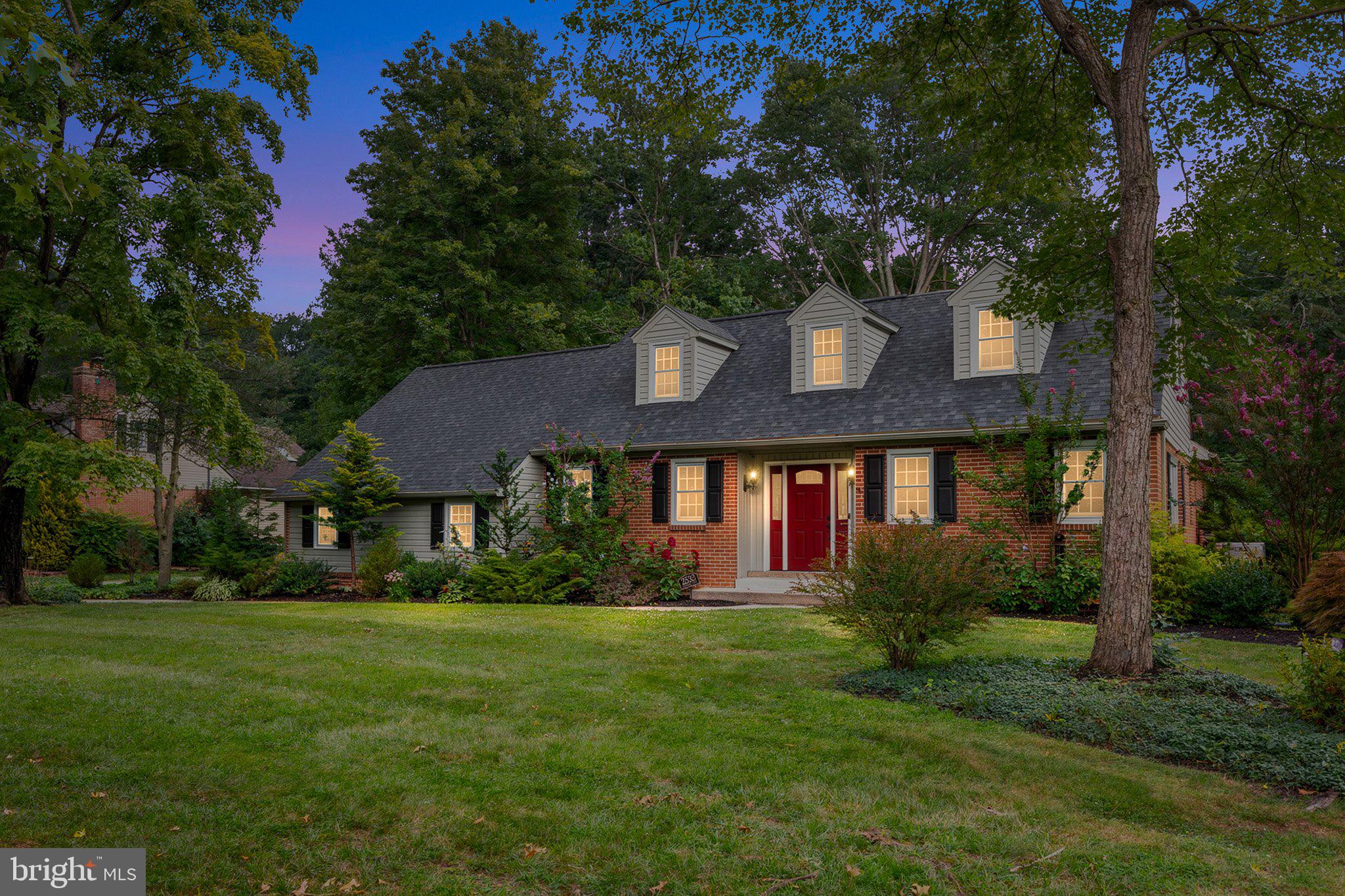 2533 DEEPWOOD DRIVE