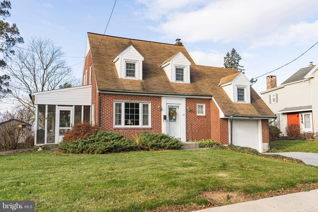 Photo of 42 CHURCH ST, LITITZ, PA 17543 (MLS # PALA2029388)