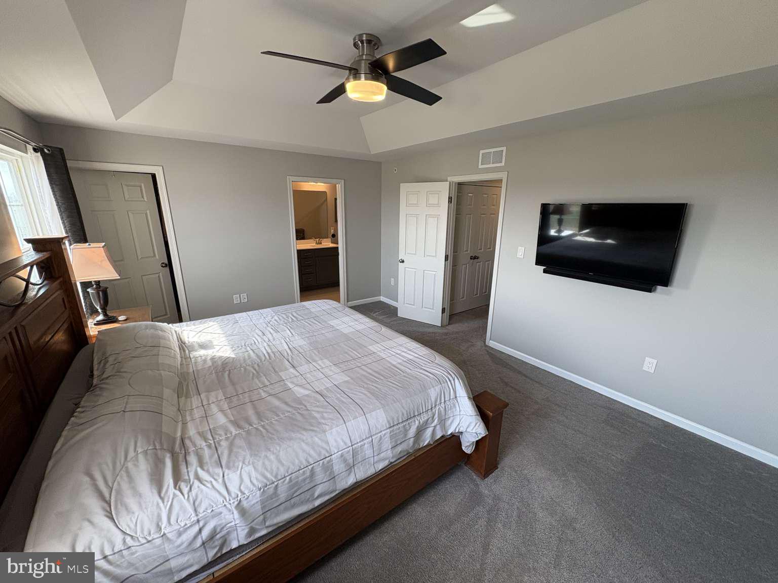 LAUREL RIDGE ESTATES - Residential