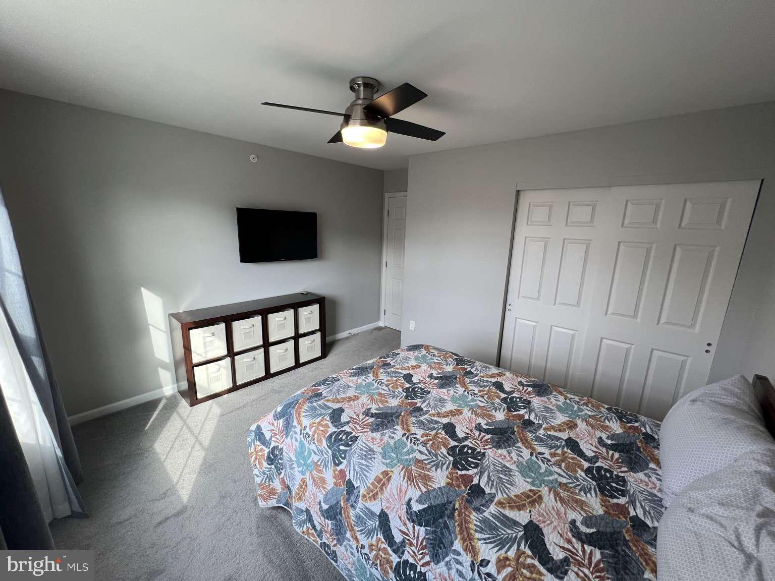 LAUREL RIDGE ESTATES - Residential