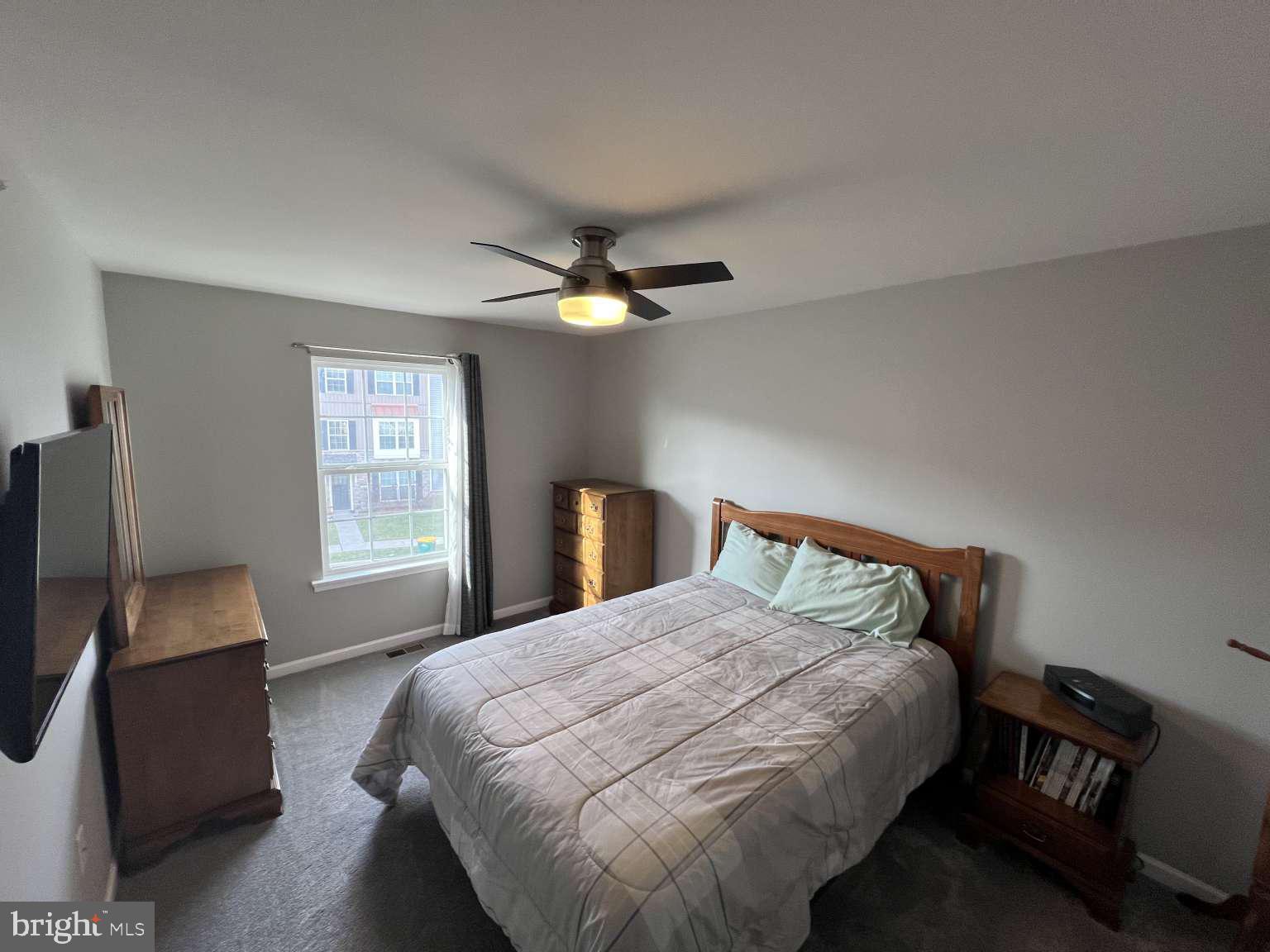 LAUREL RIDGE ESTATES - Residential