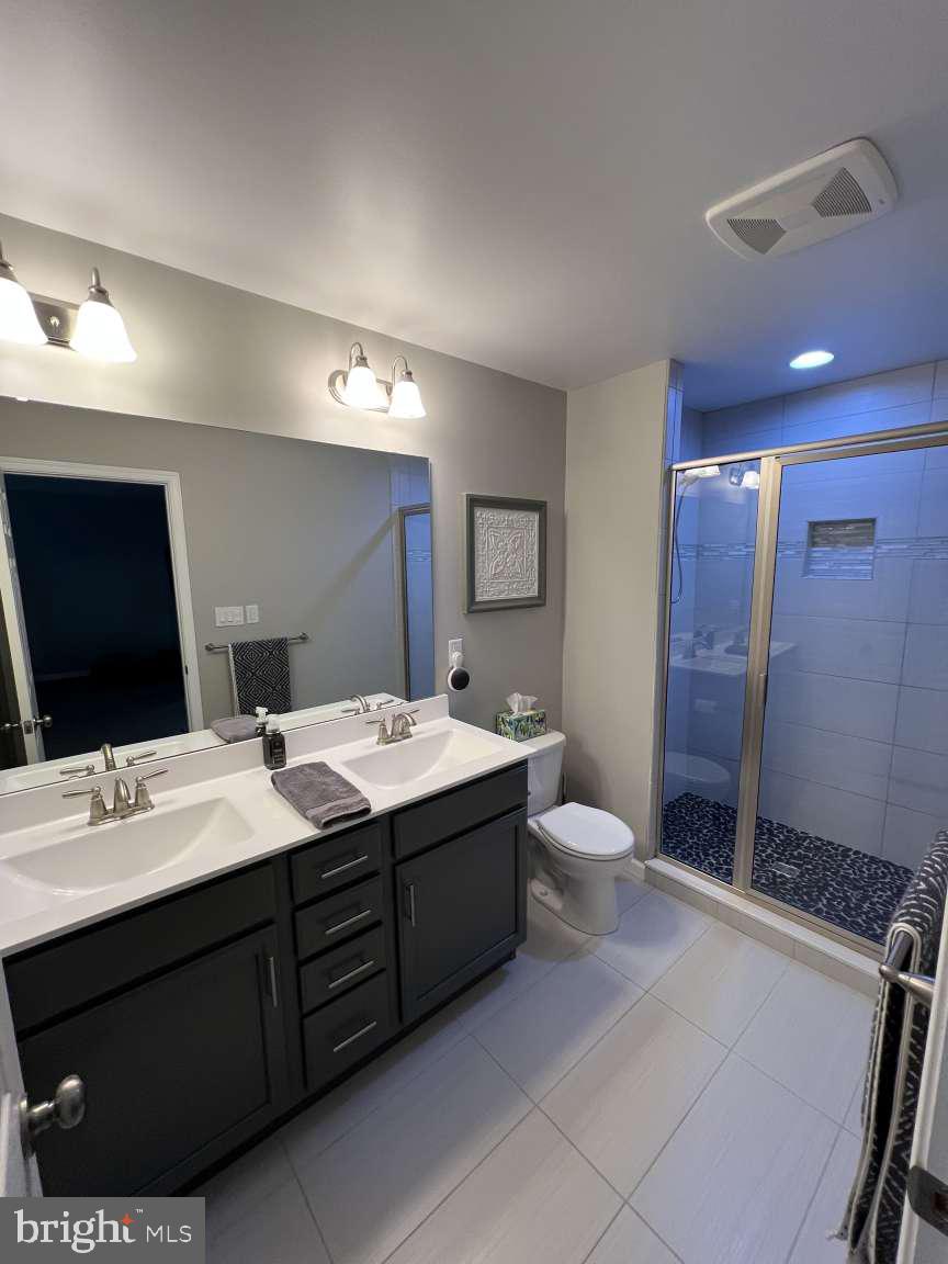 LAUREL RIDGE ESTATES - Residential