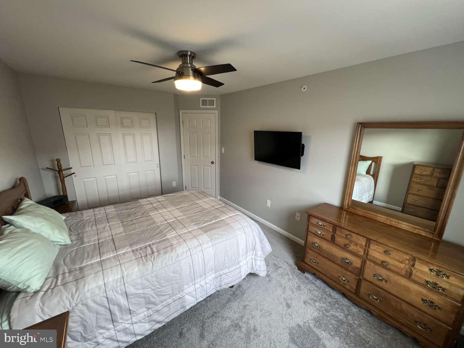 LAUREL RIDGE ESTATES - Residential