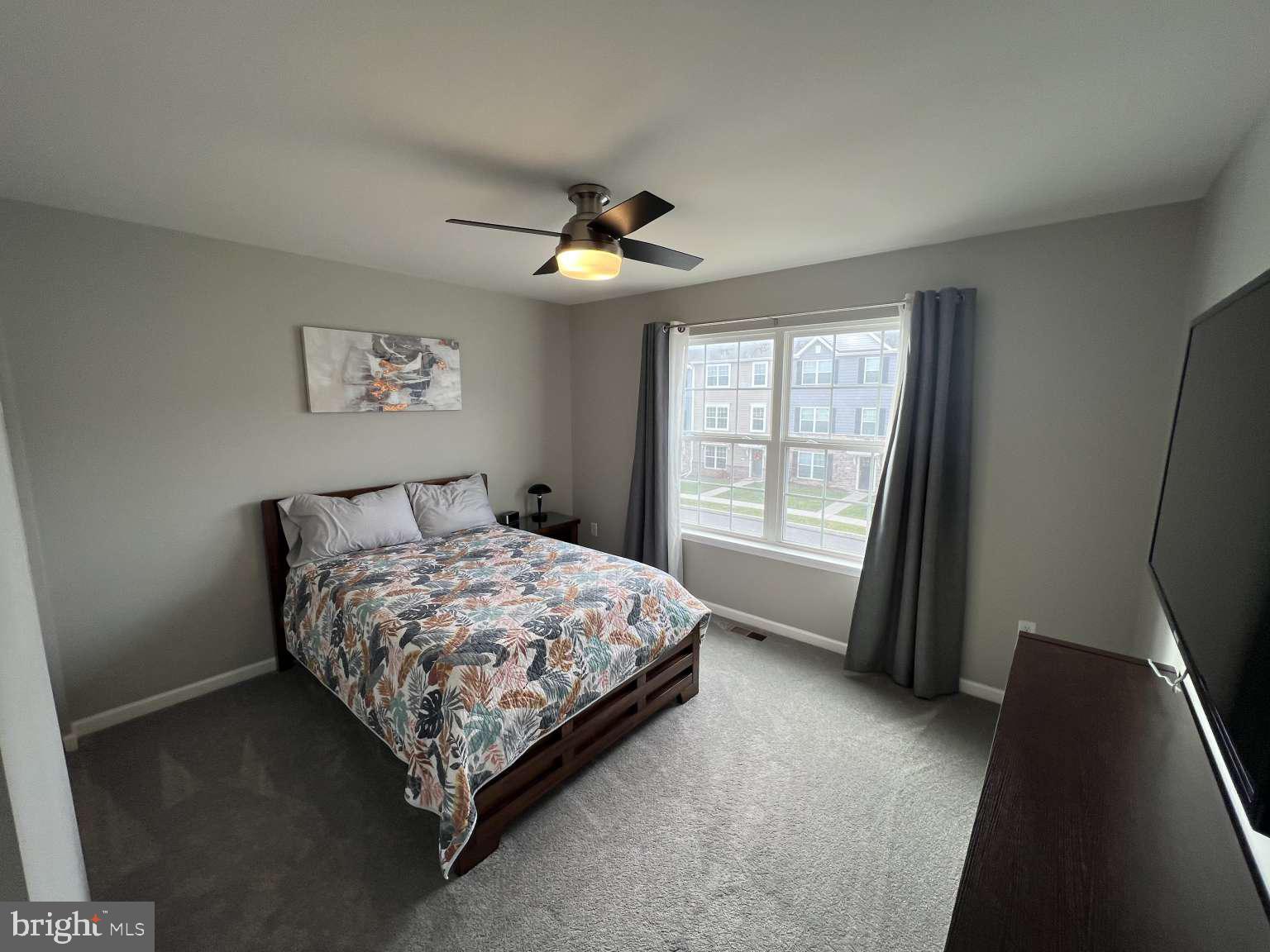 LAUREL RIDGE ESTATES - Residential