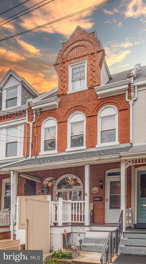 Photo of 535 N MARY ST, LANCASTER, PA 17603 (MLS # PALA2039836)