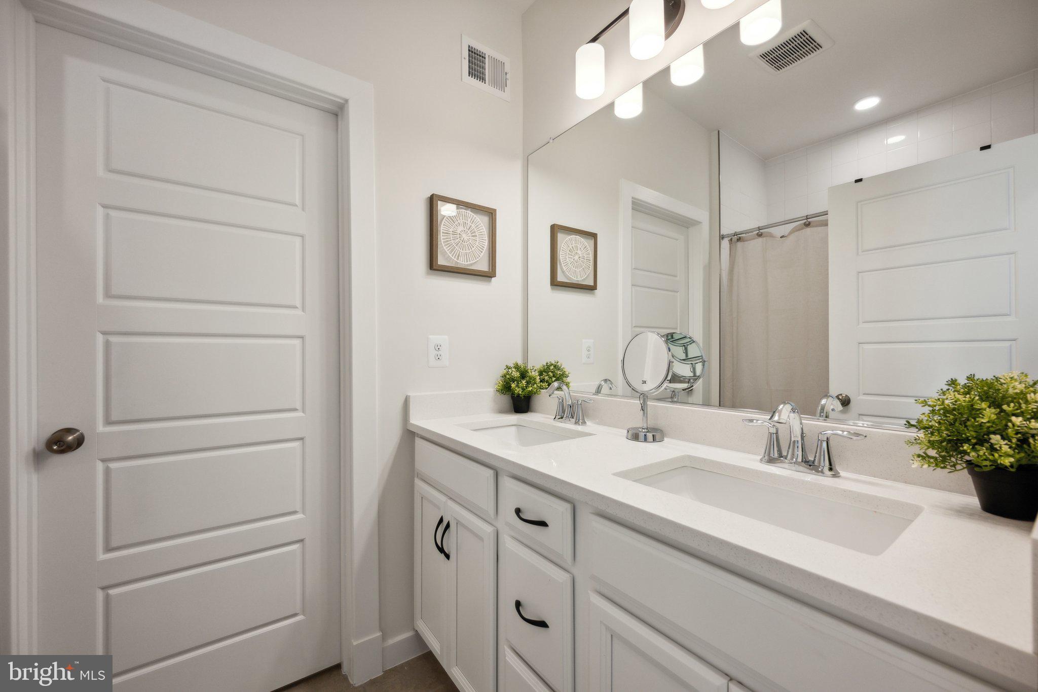 SOUTHLAKE - Residential Lease