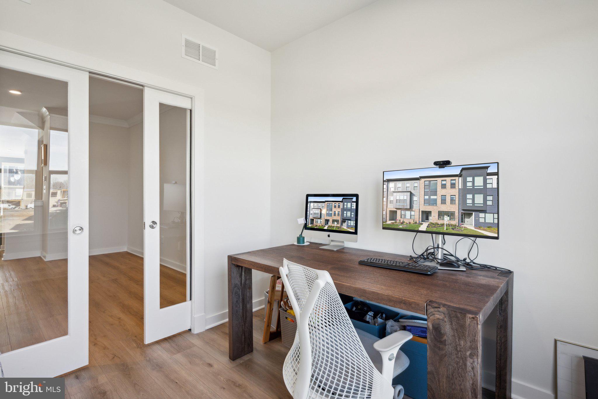 SOUTHLAKE - Residential Lease