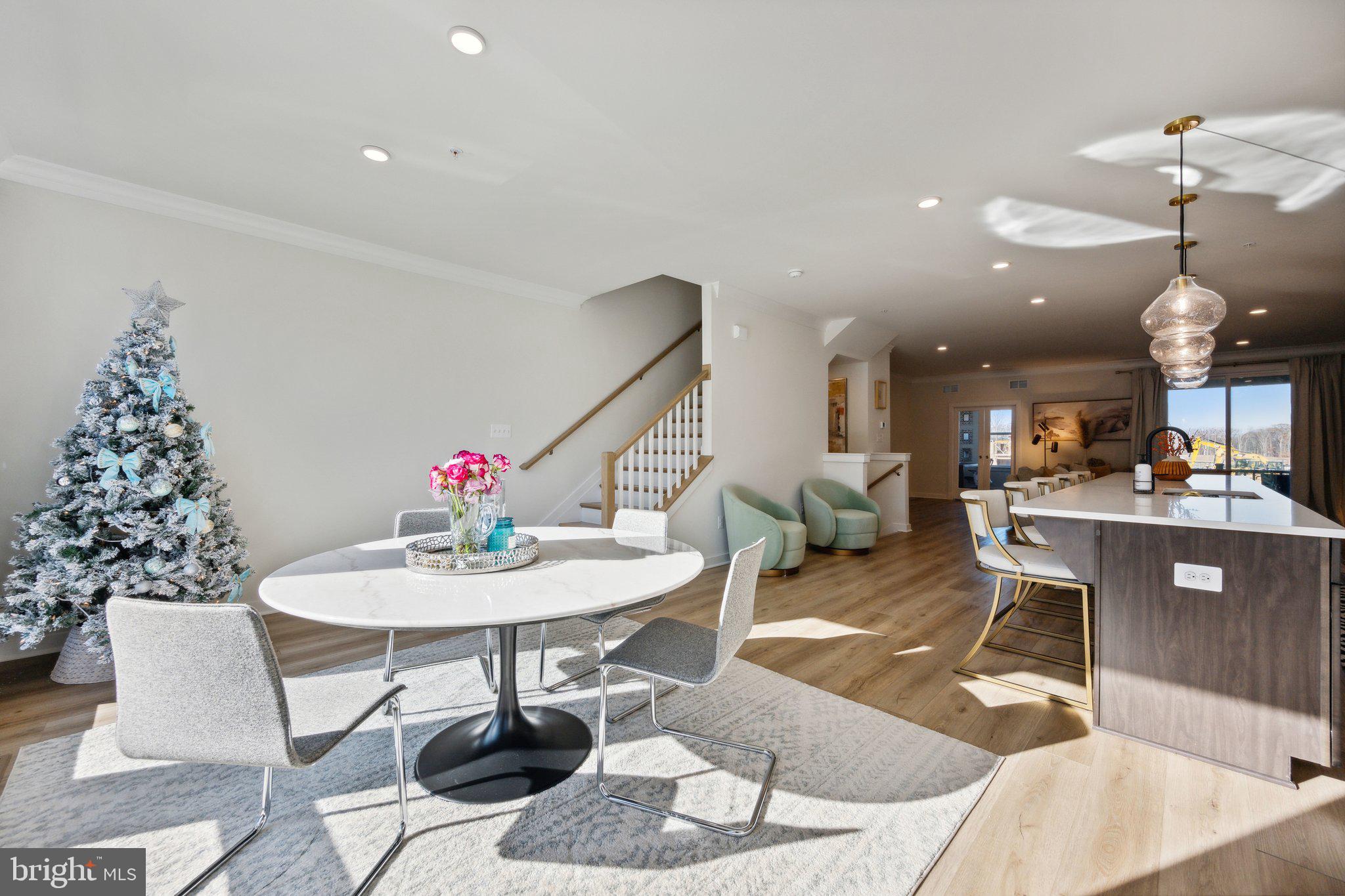 SOUTHLAKE - Residential Lease