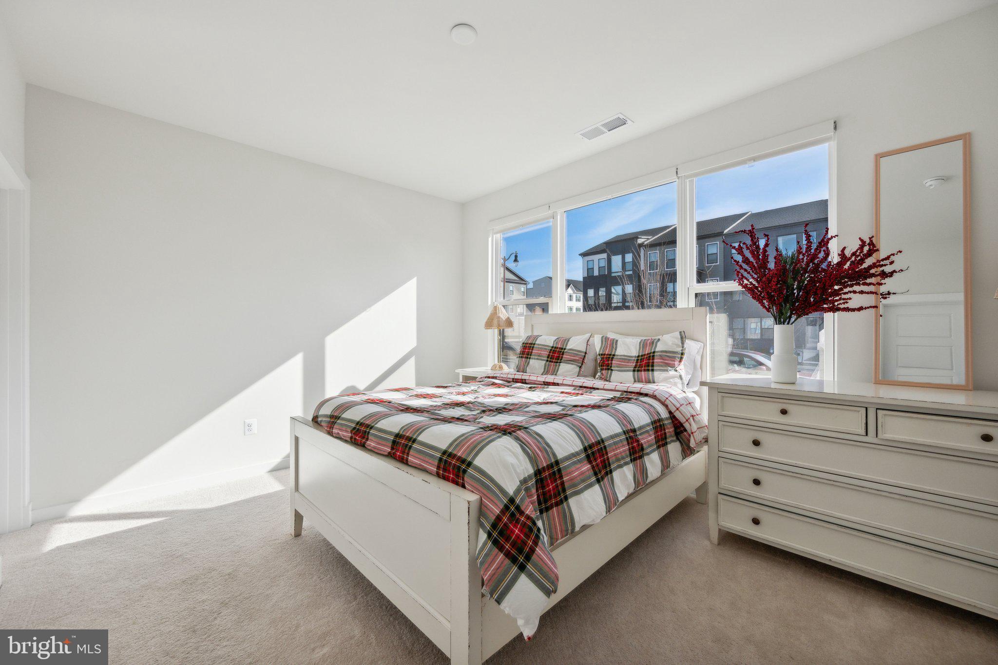 SOUTHLAKE - Residential Lease