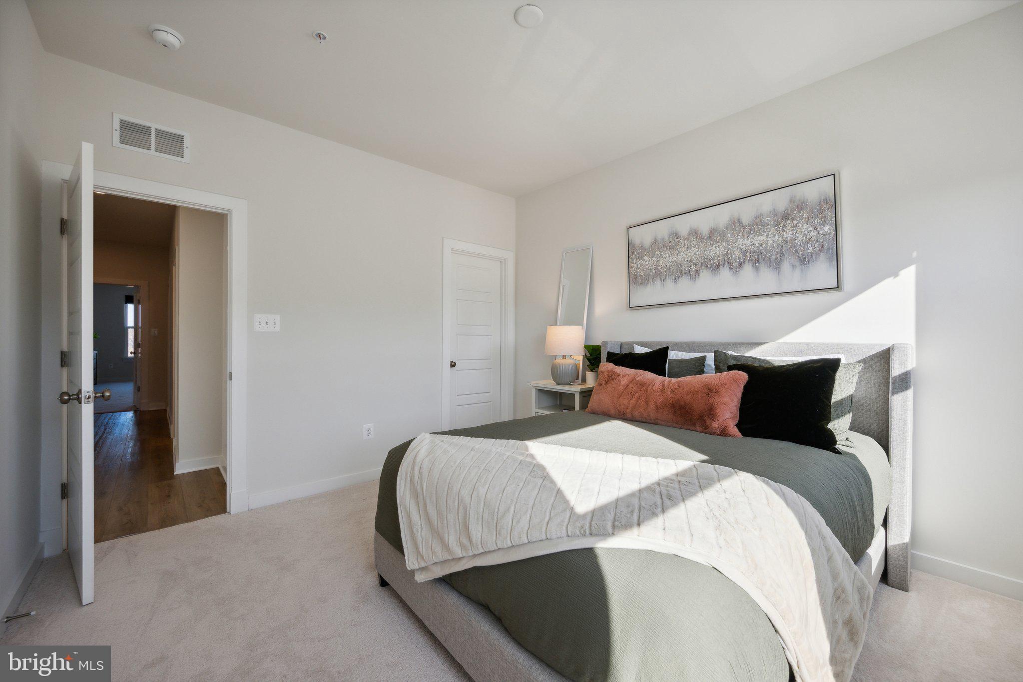 SOUTHLAKE - Residential Lease