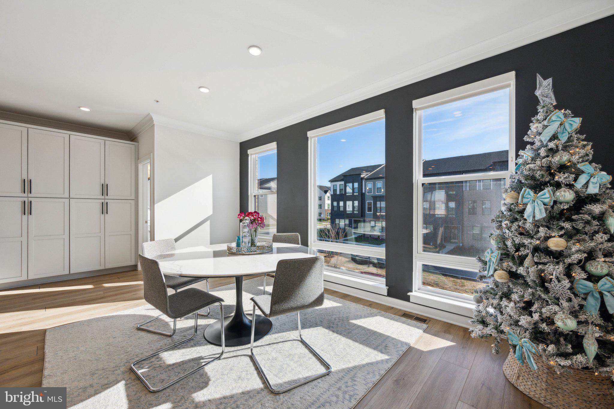 SOUTHLAKE - Residential Lease