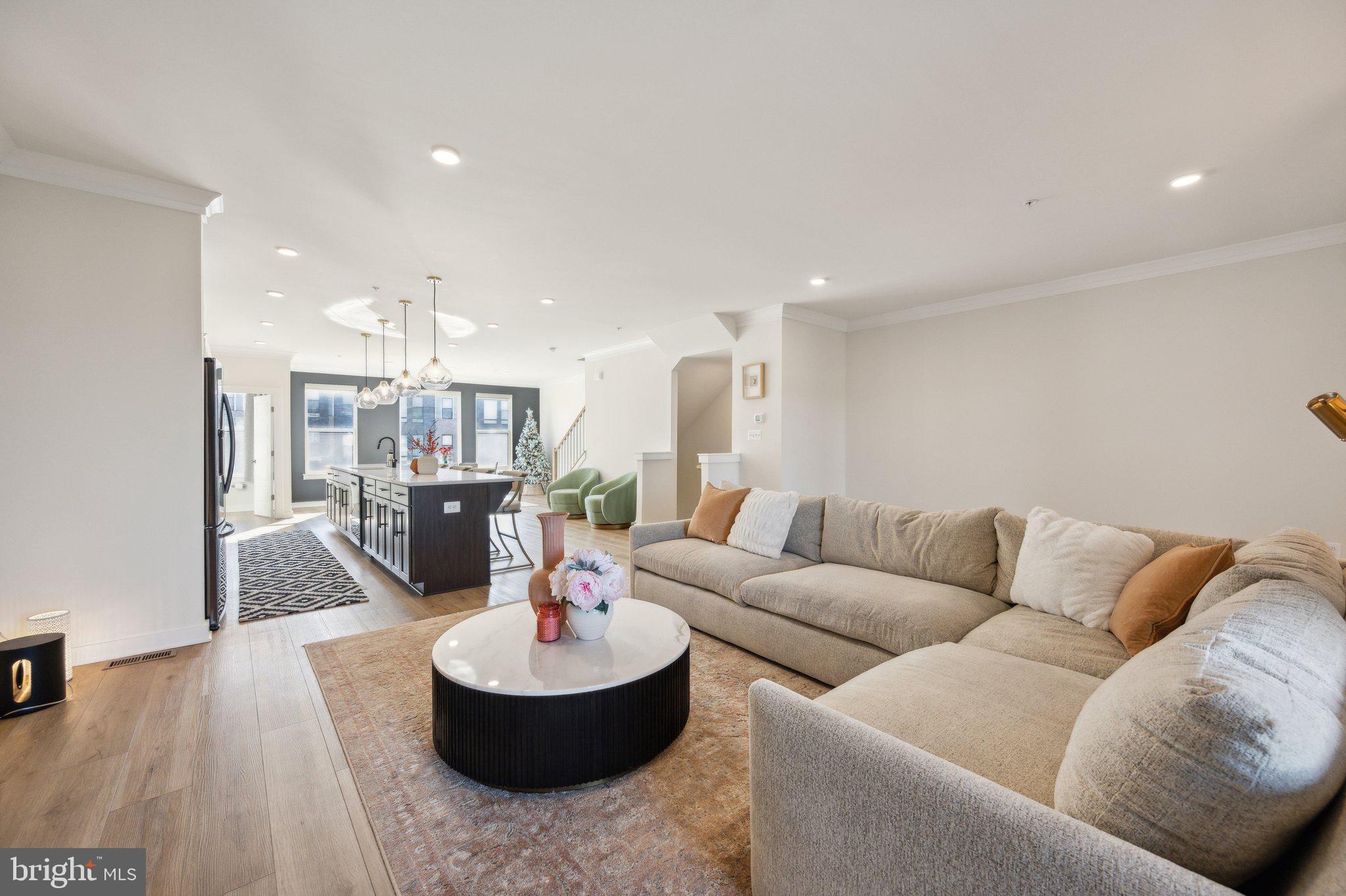 SOUTHLAKE - Residential Lease