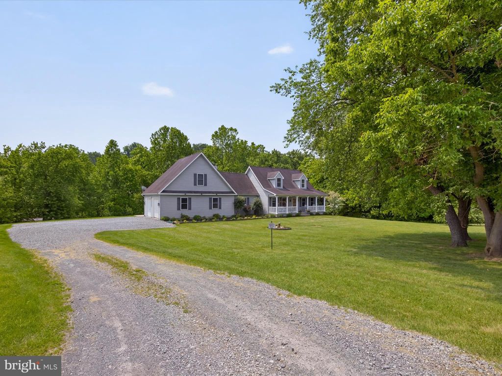 Photo of 1981 New Danville Pike, LANCASTER, PA 17603 (MLS # PALA2071170)