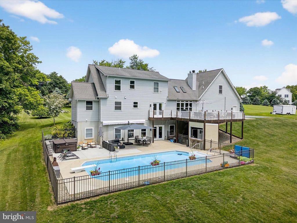 Photo of 1981 New Danville Pike, LANCASTER, PA 17603 (MLS # PALA2071170)