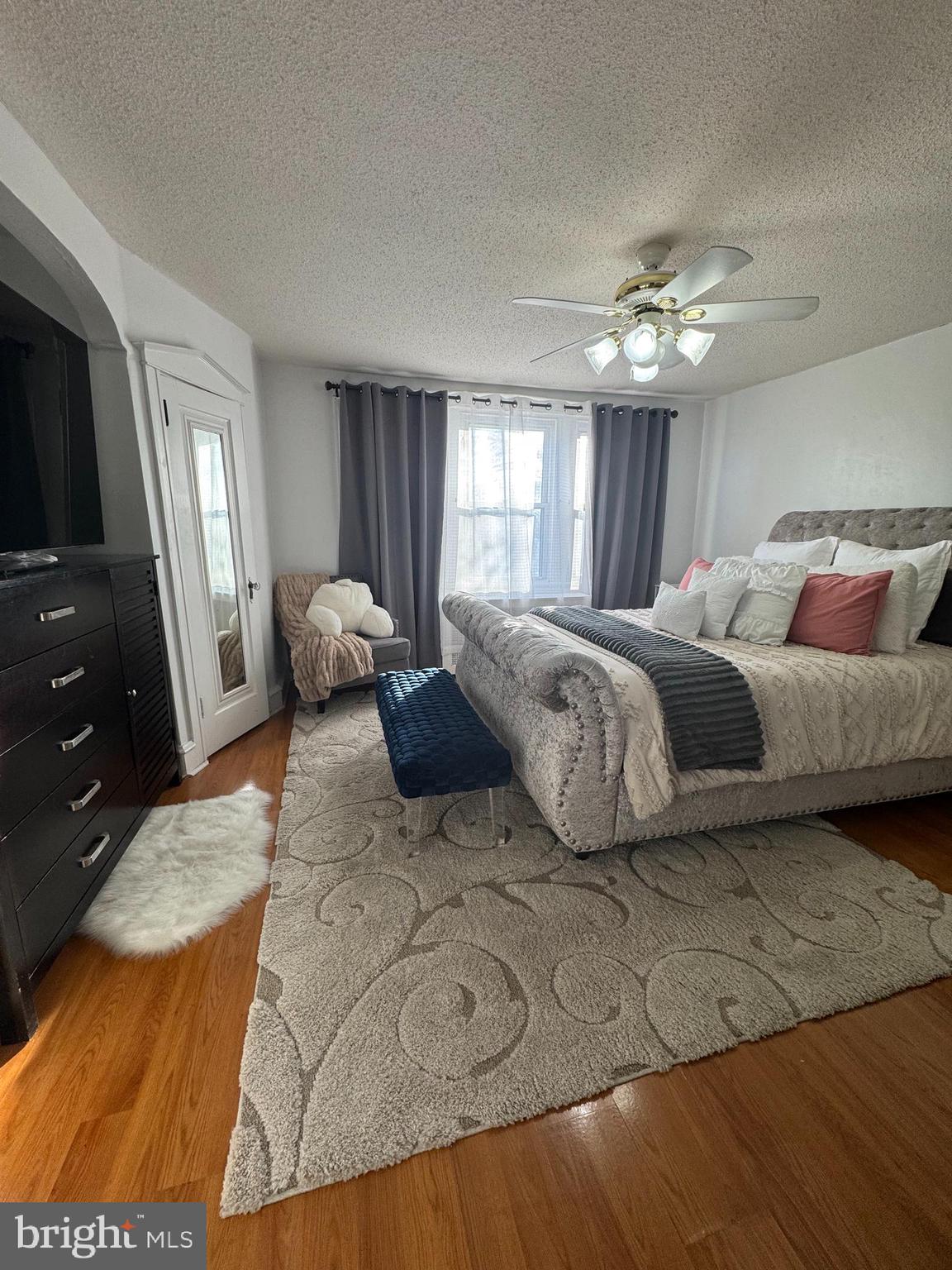 PHILADELPHIA (NORTHEAST) - Residential