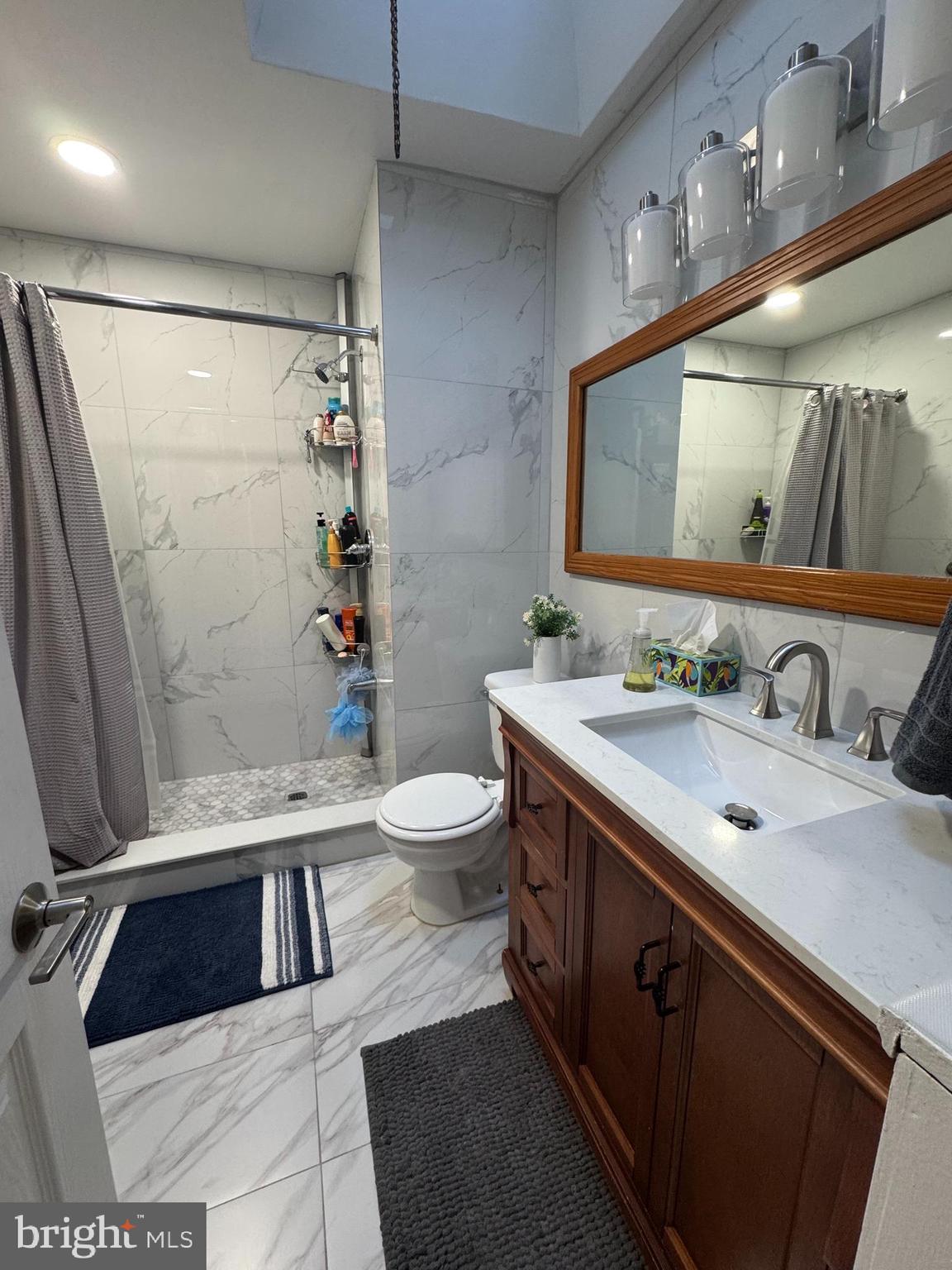 PHILADELPHIA (NORTHEAST) - Residential