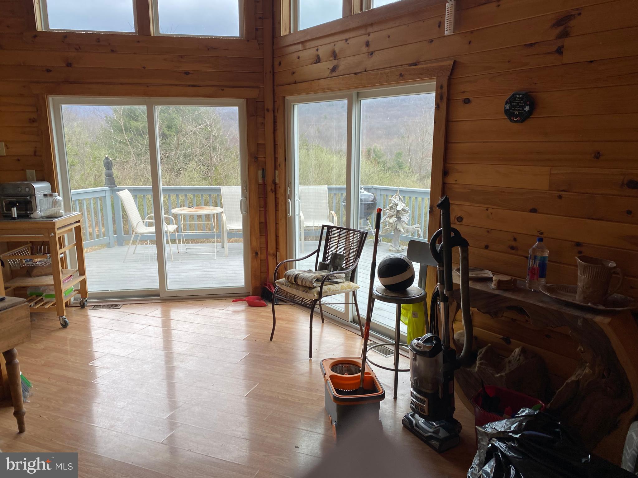 THOMAS - Residential