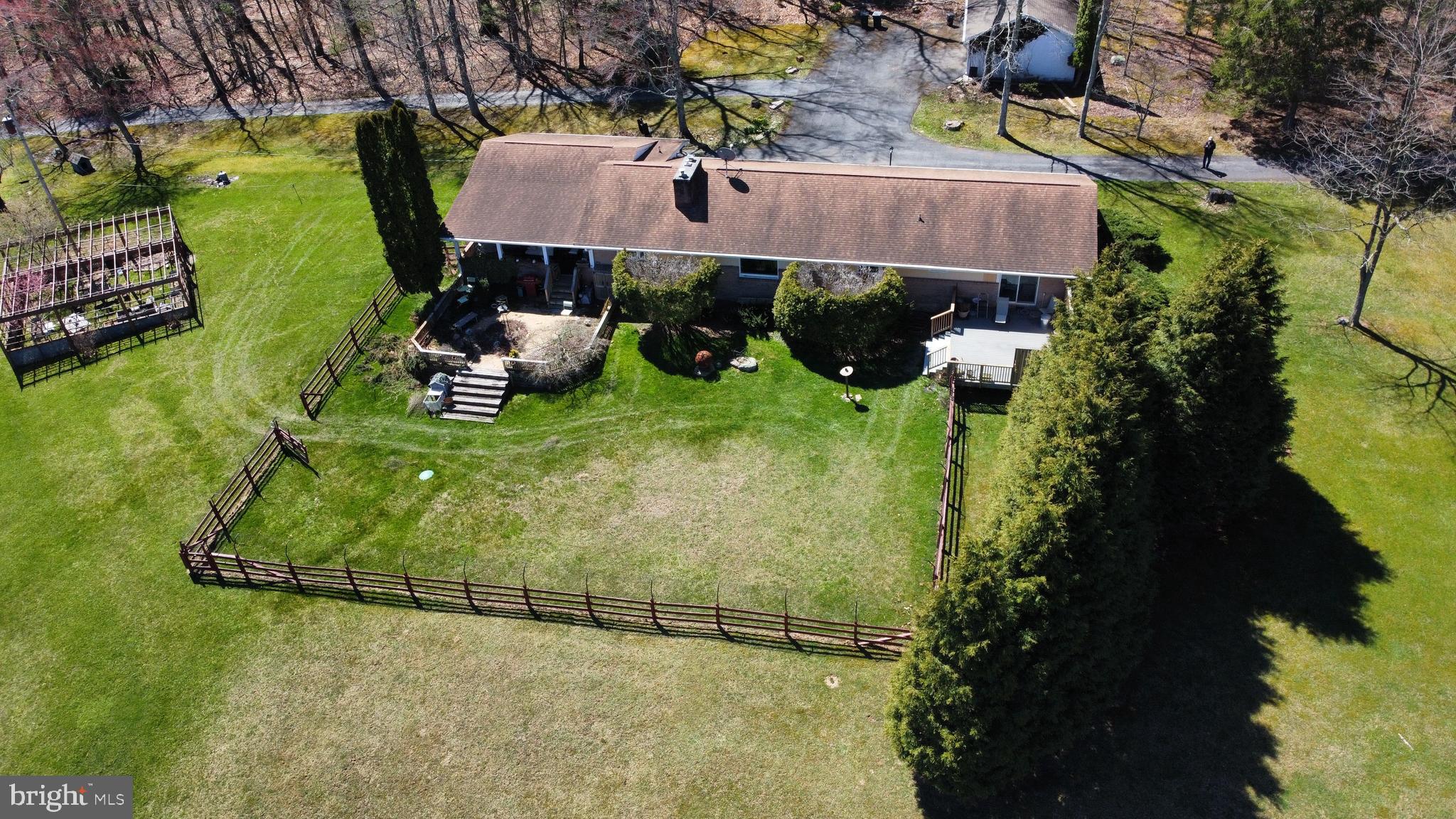 THOMAS - Residential