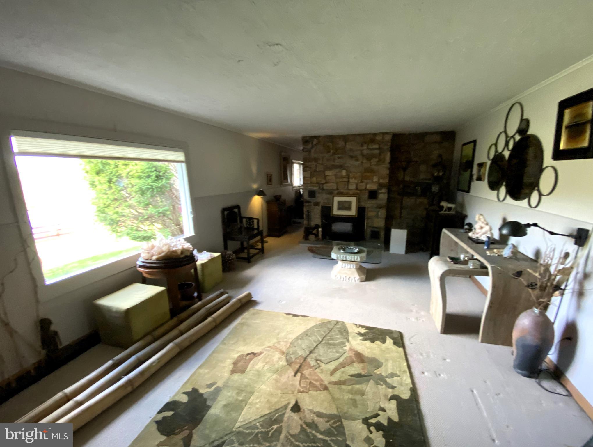 THOMAS - Residential