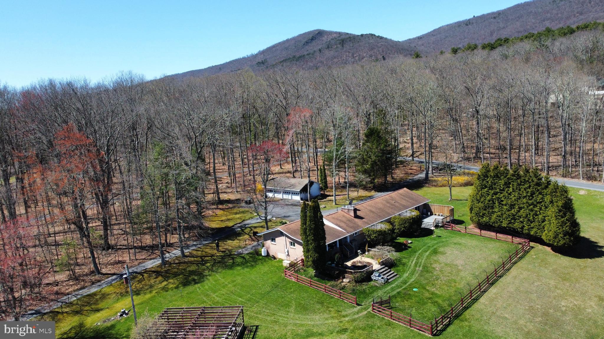 THOMAS - Residential