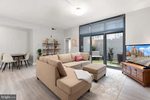 Condo For Sale - 2120 Vermont Avenue #17<br/> WASHINGTON, DC 20001