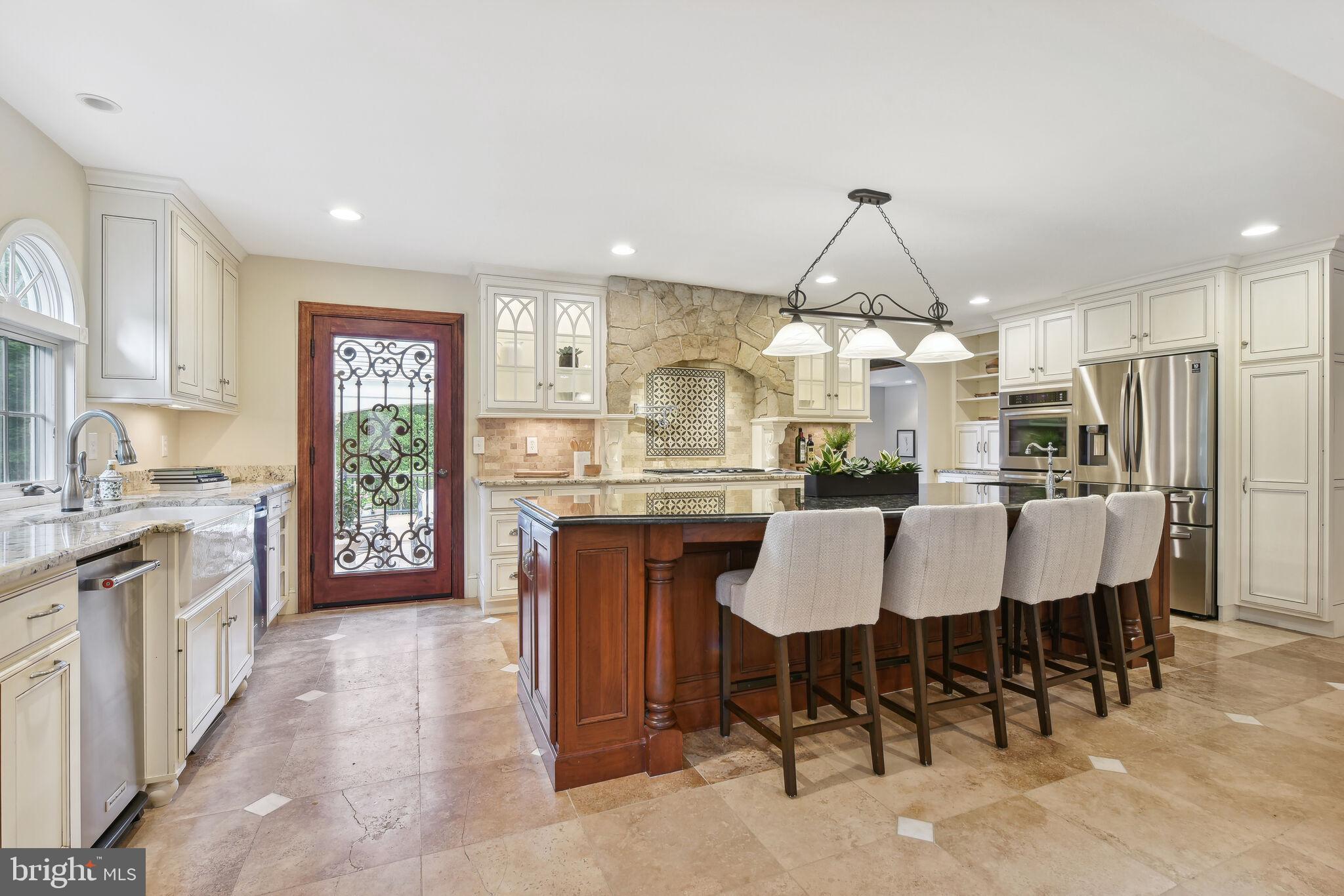 BEAU RIDGE - Residential