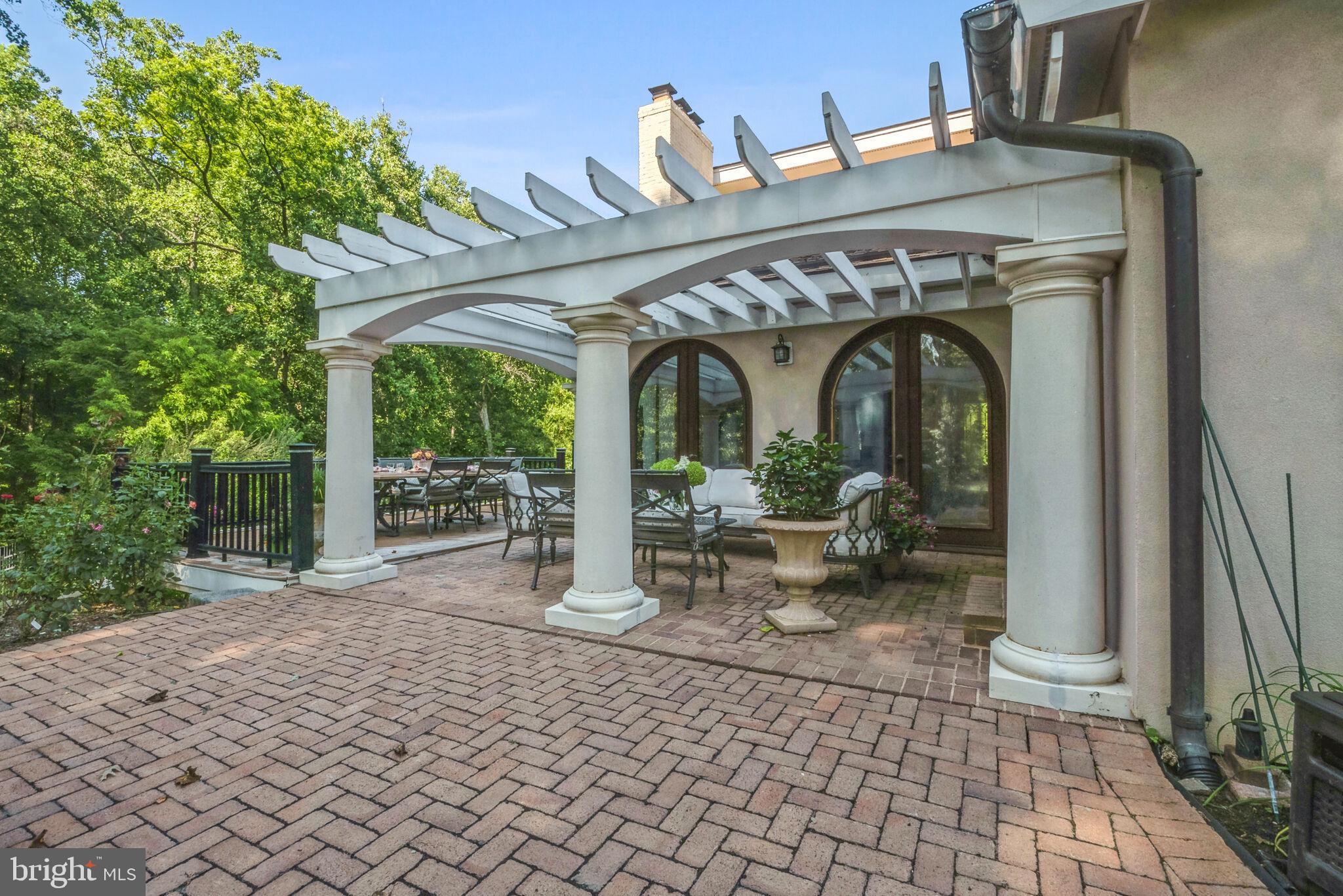 BEAU RIDGE - Residential