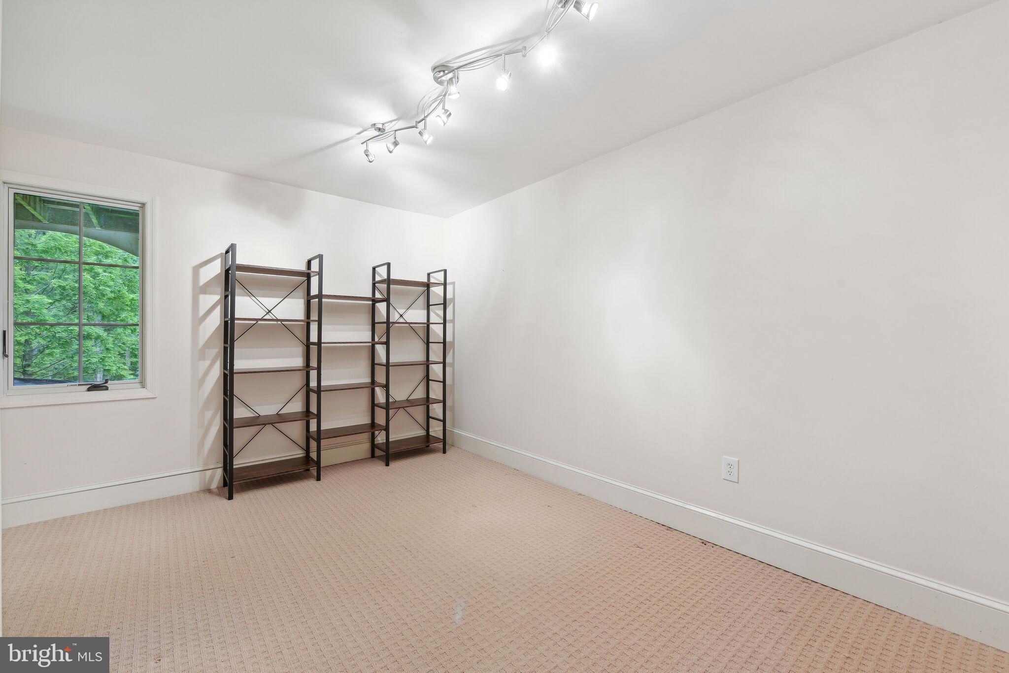 BEAU RIDGE - Residential