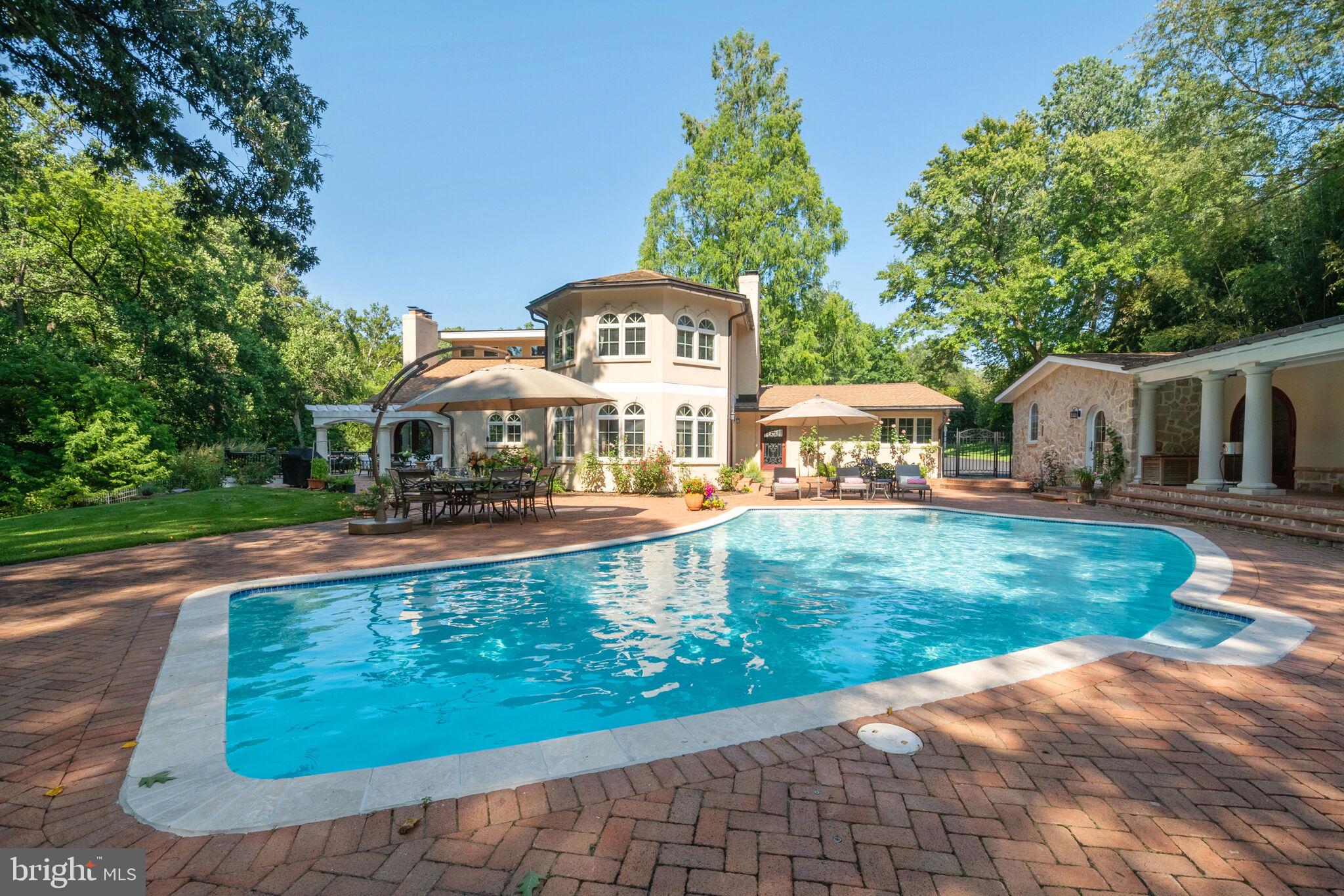 BEAU RIDGE - Residential