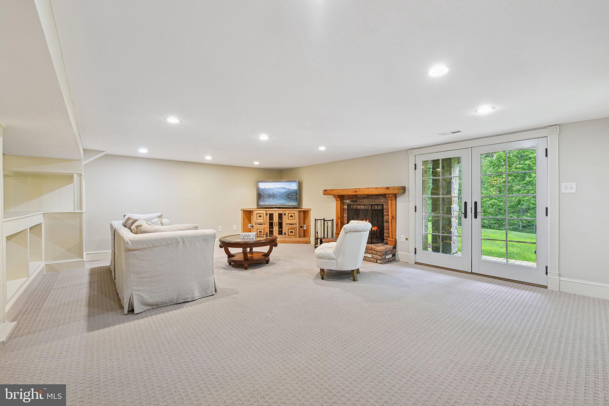 BEAU RIDGE - Residential