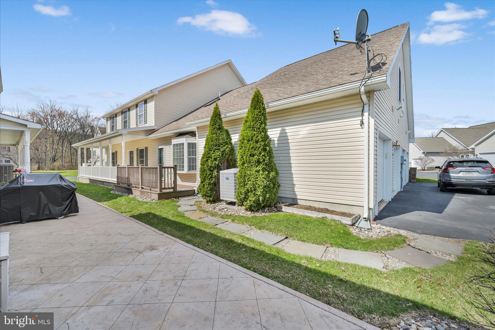 BROOKSIDE - Residential