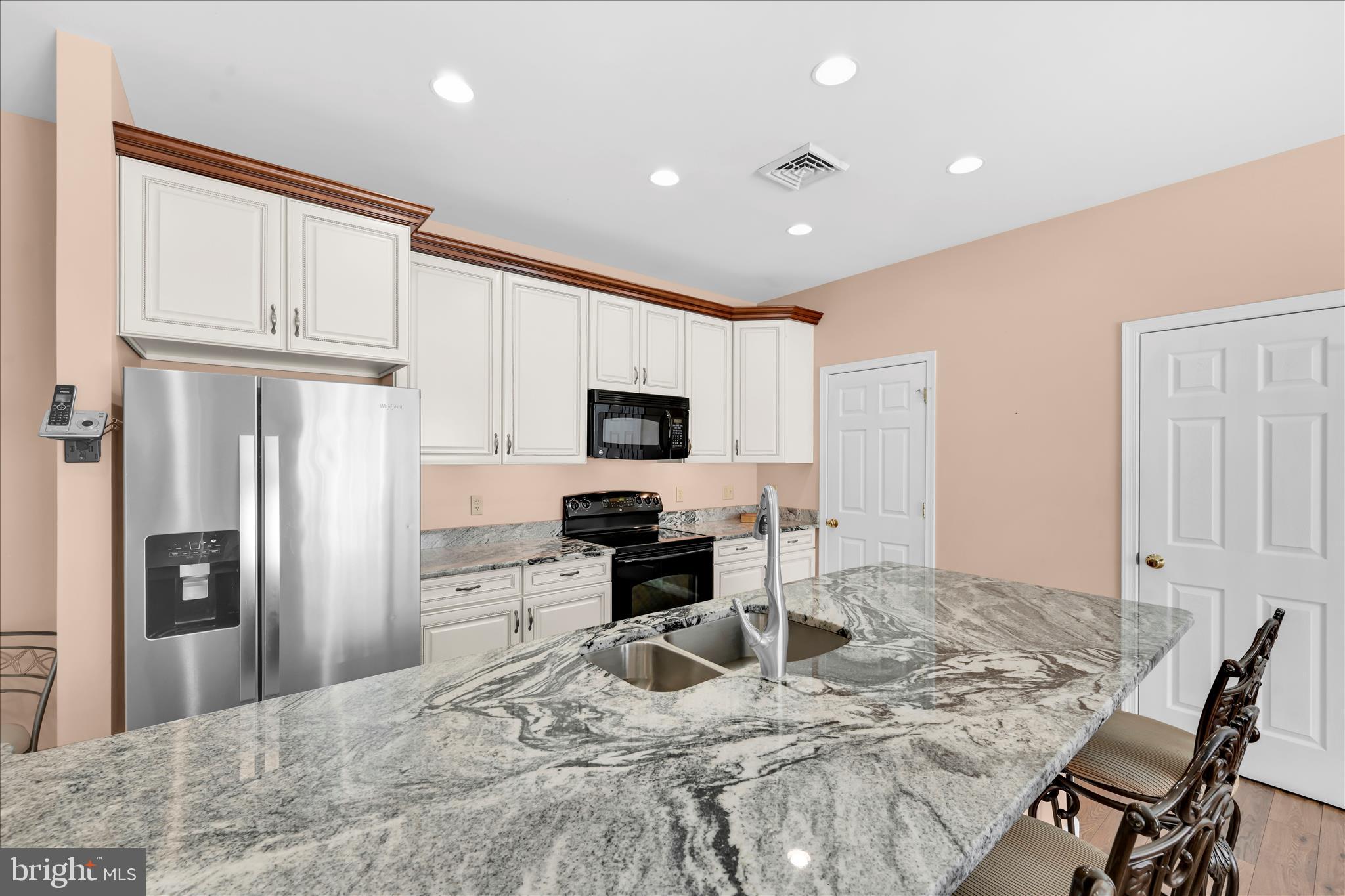 BROOKSIDE - Residential