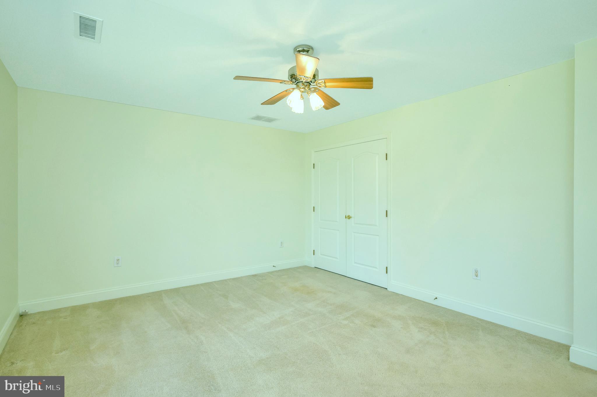 NOTTINGHAMSHIRE FARMS - Residential