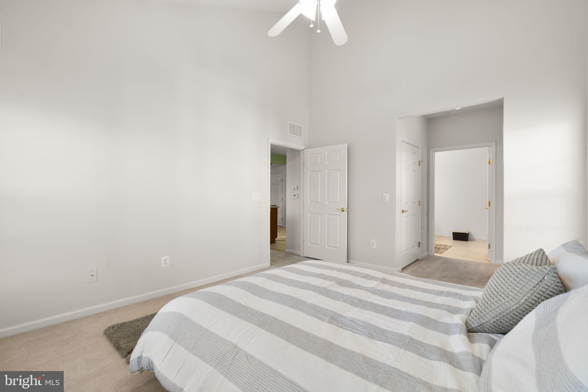 HEARTHSTONE AT VILLAGE CREST CONDOMINIUMS - Residential