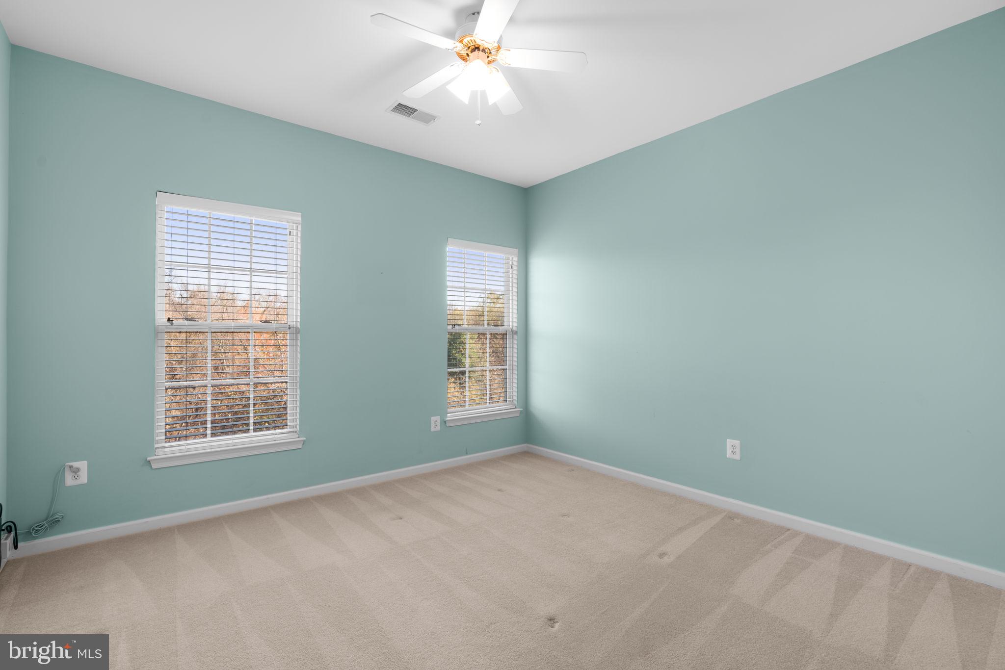 HEARTHSTONE AT VILLAGE CREST CONDOMINIUMS - Residential