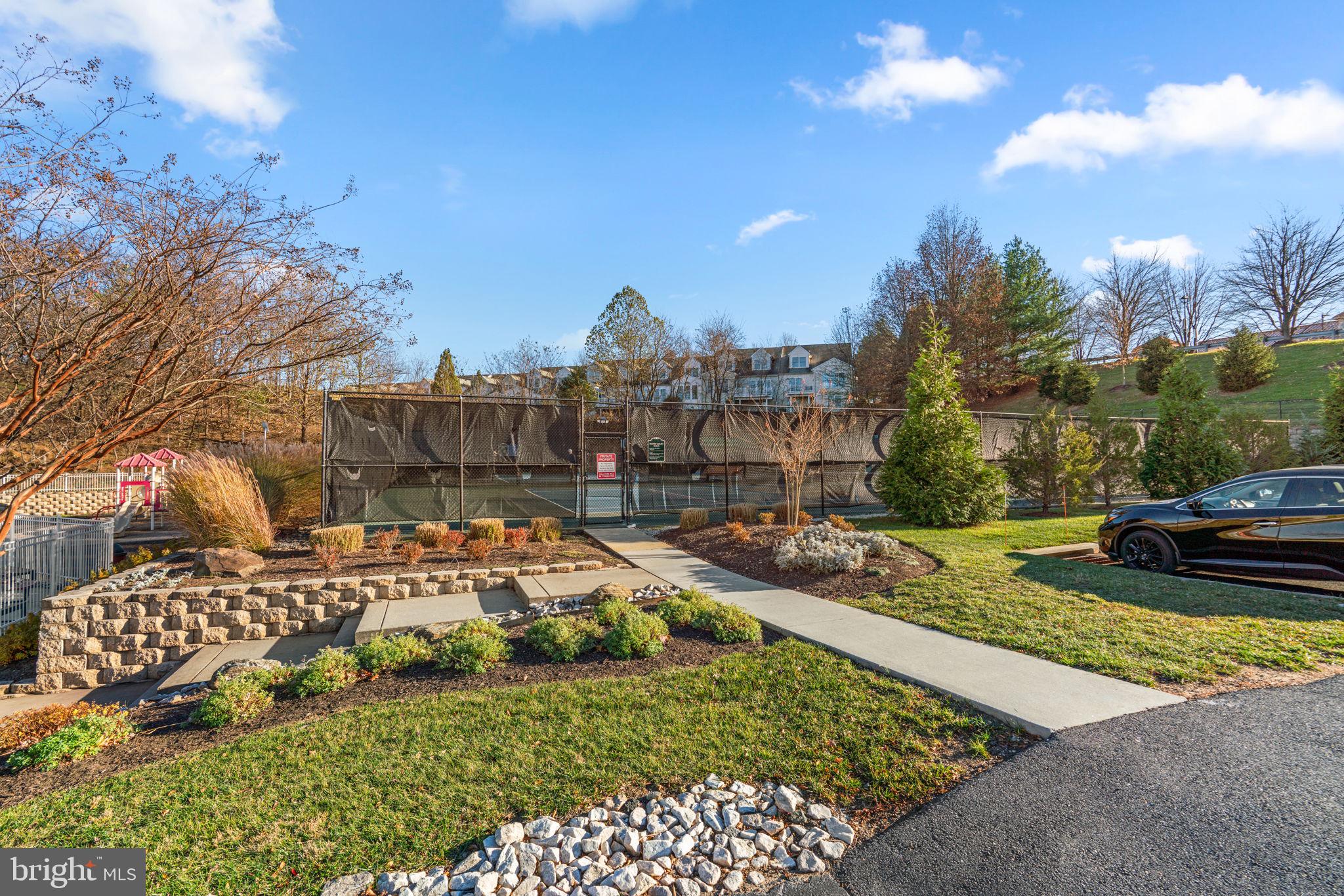 HEARTHSTONE AT VILLAGE CREST CONDOMINIUMS - Residential