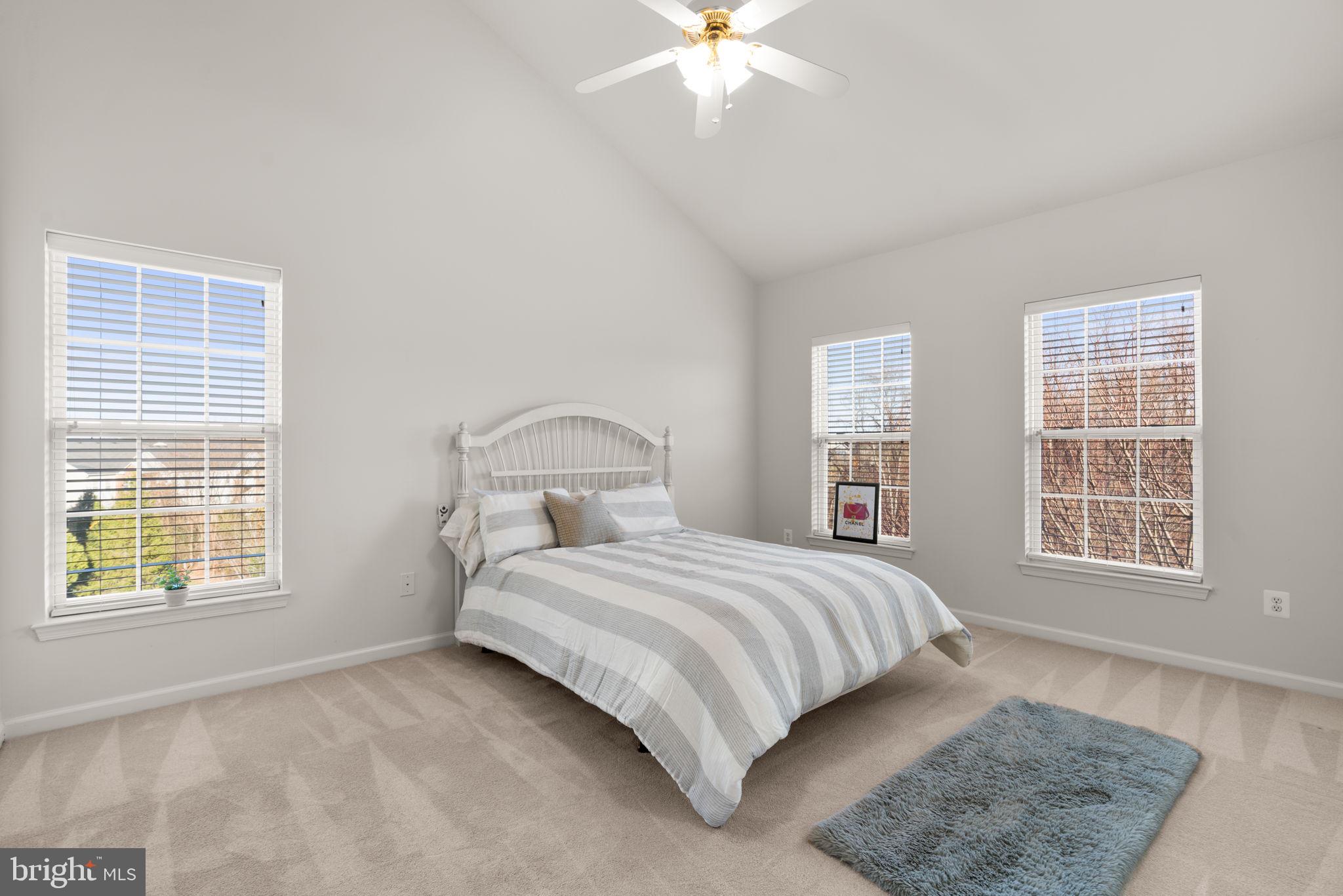 HEARTHSTONE AT VILLAGE CREST CONDOMINIUMS - Residential