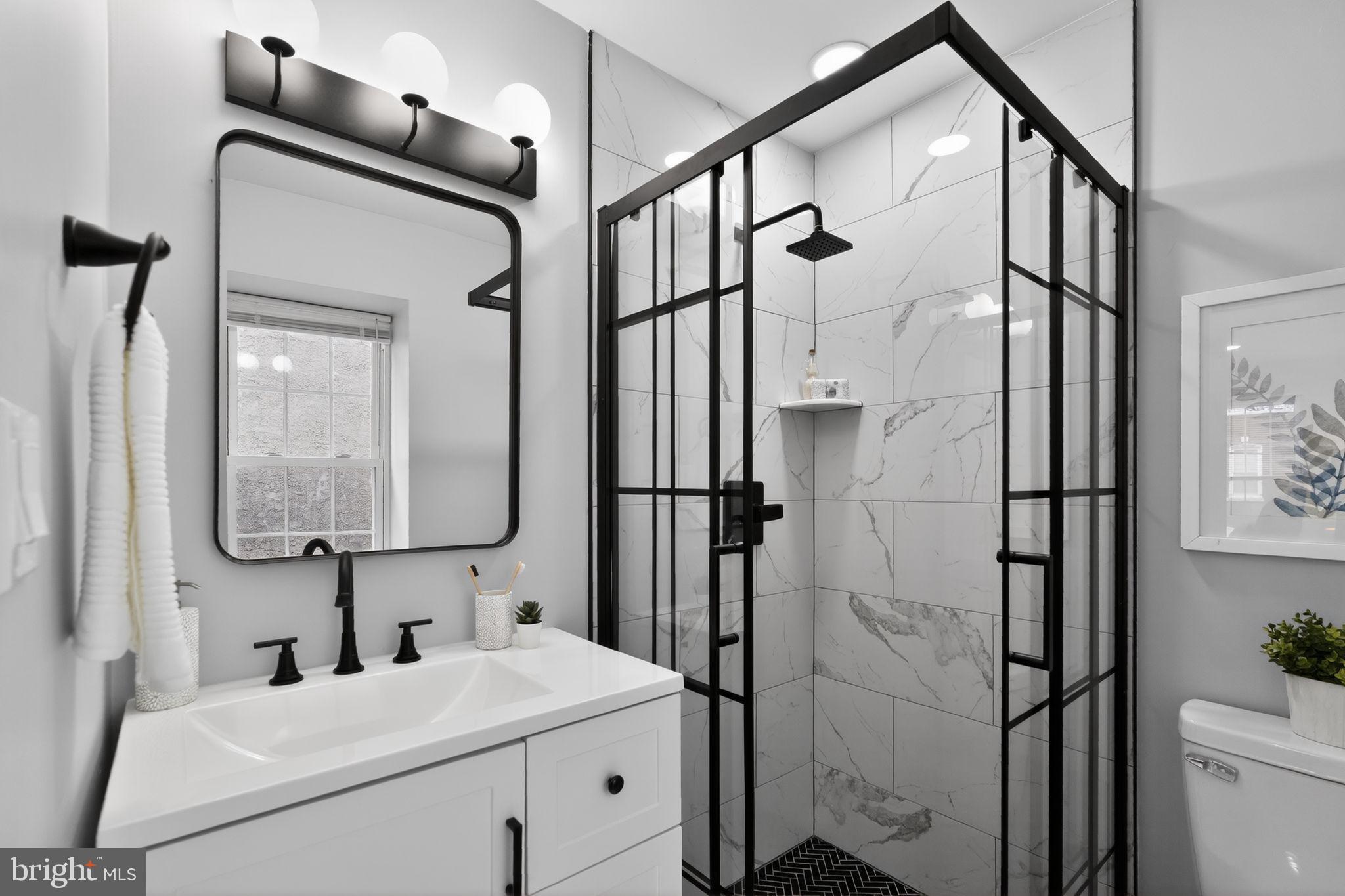 ROXBOROUGH - Residential