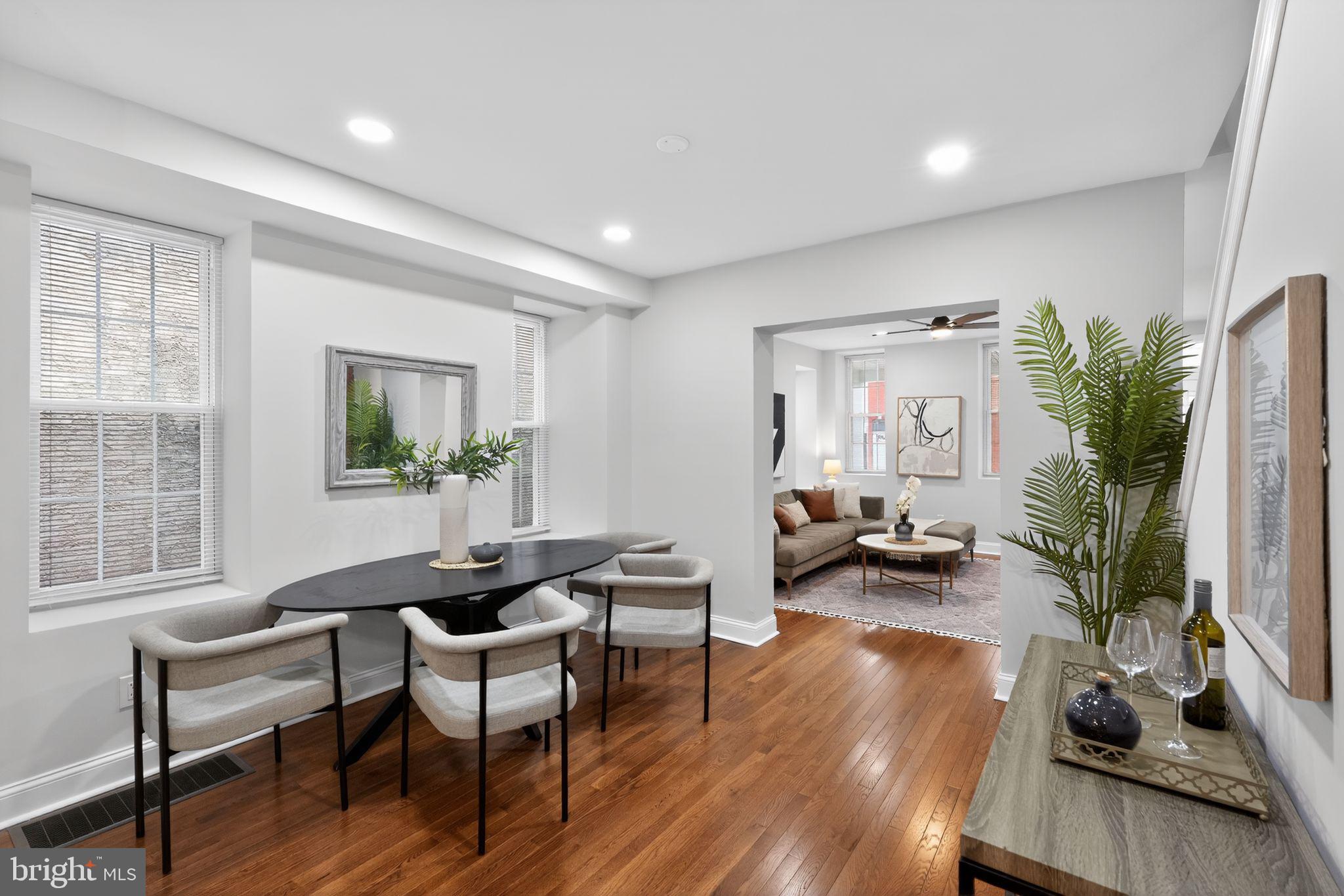 ROXBOROUGH - Residential