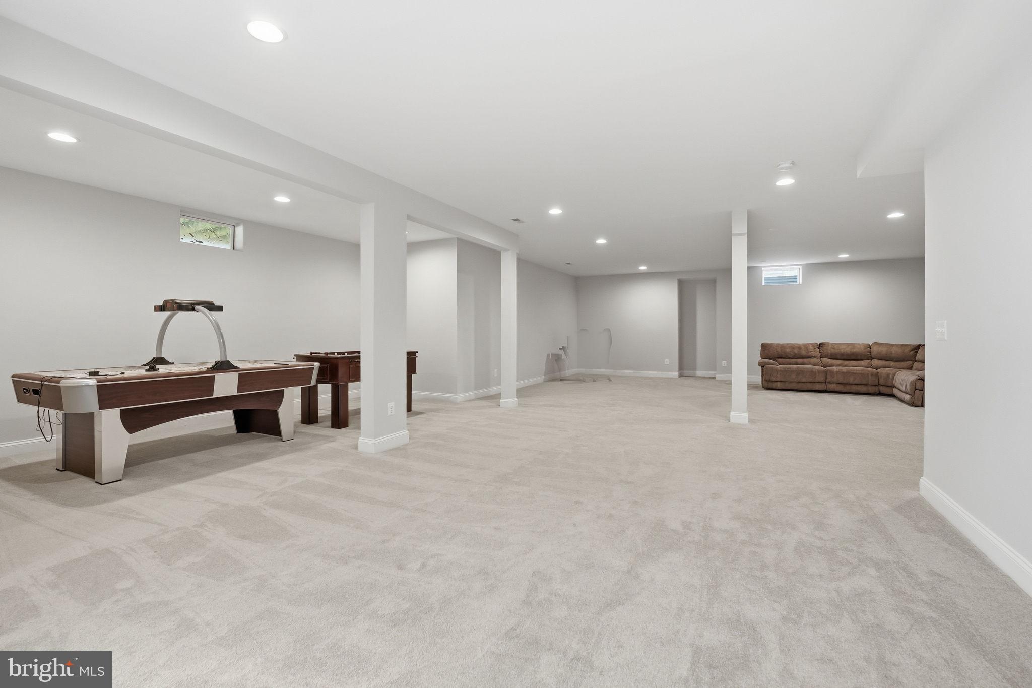 DOMINION VALLEY COUNTRY CLUB - Residential