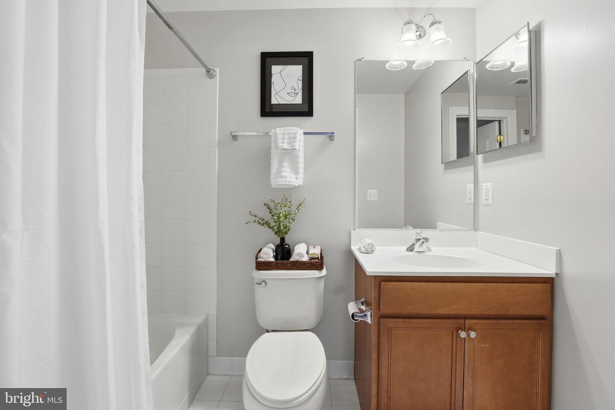 DOMINION VALLEY COUNTRY CLUB - Residential