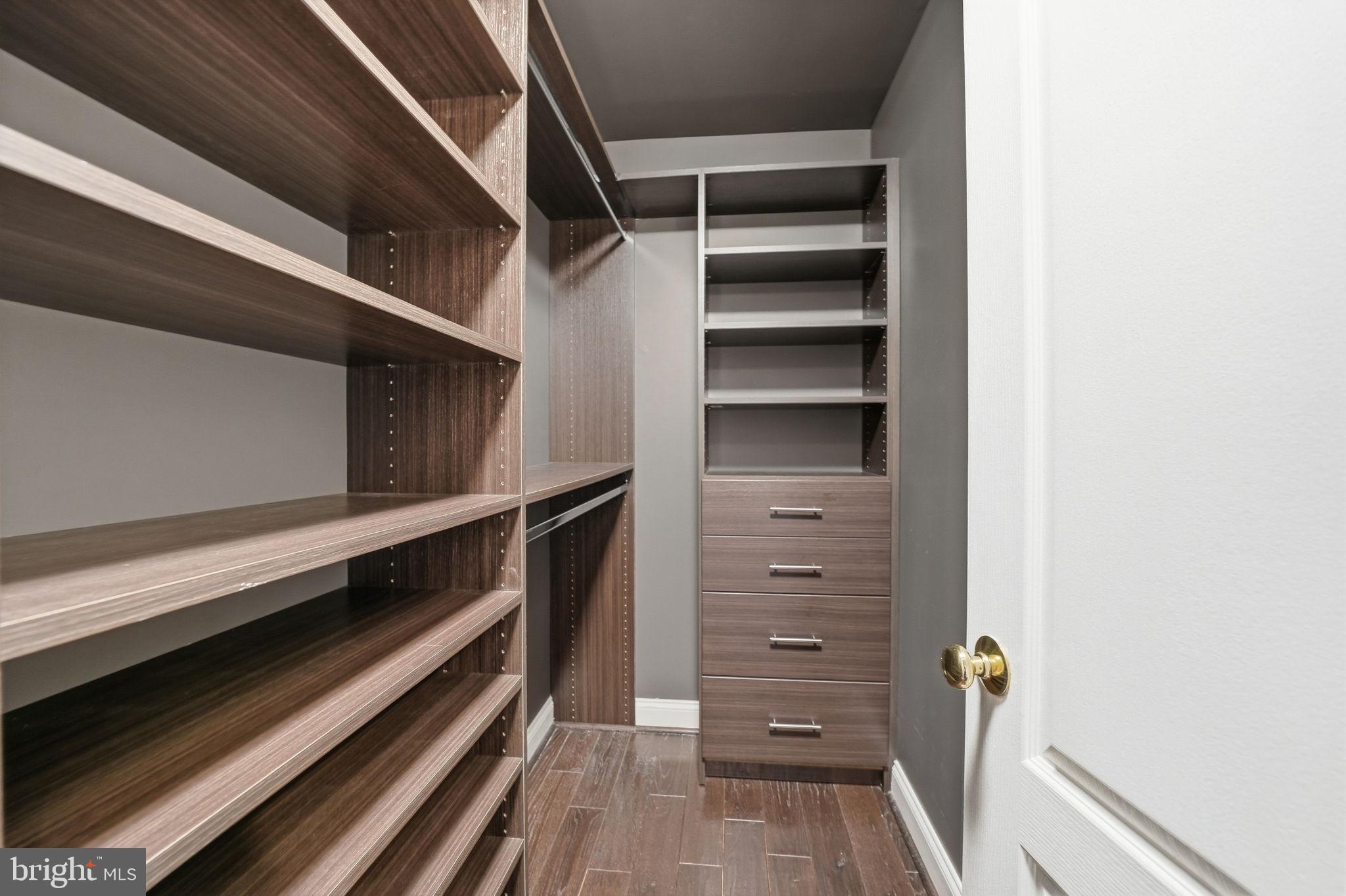 DOMINION VALLEY COUNTRY CLUB - Residential